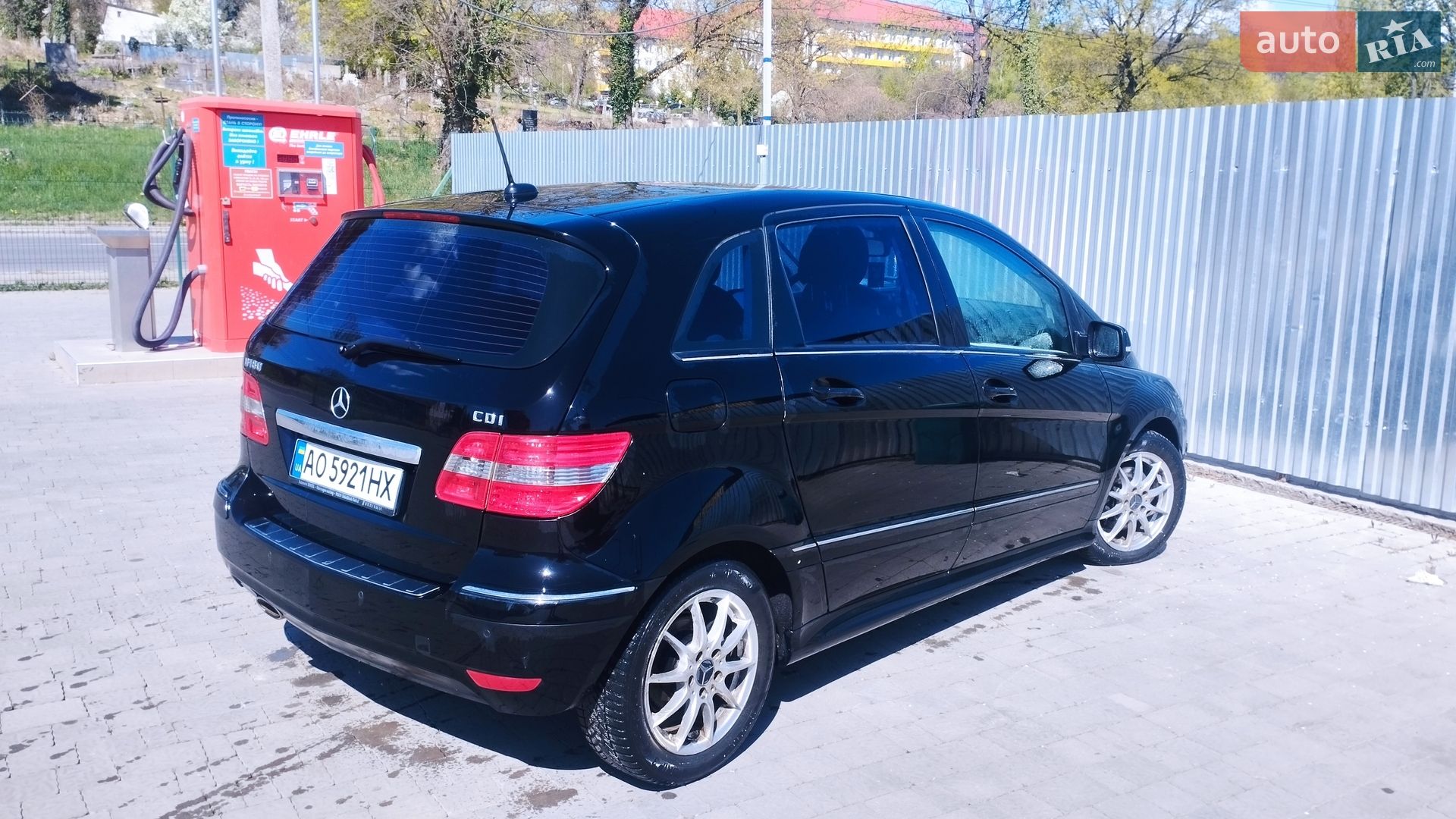 Mercedes-Benz B-Class 2011 VIN WDD2452071J682944 фото оголошення 4 з 4