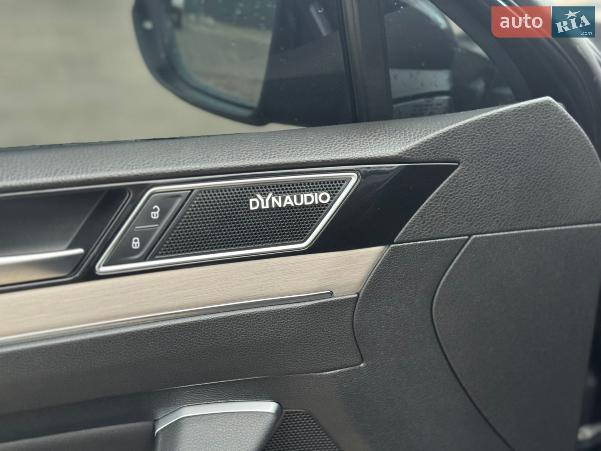 Volkswagen Passat 2015 VIN WVWZZZ3CZFE476075 фото оголошення 11 з 23