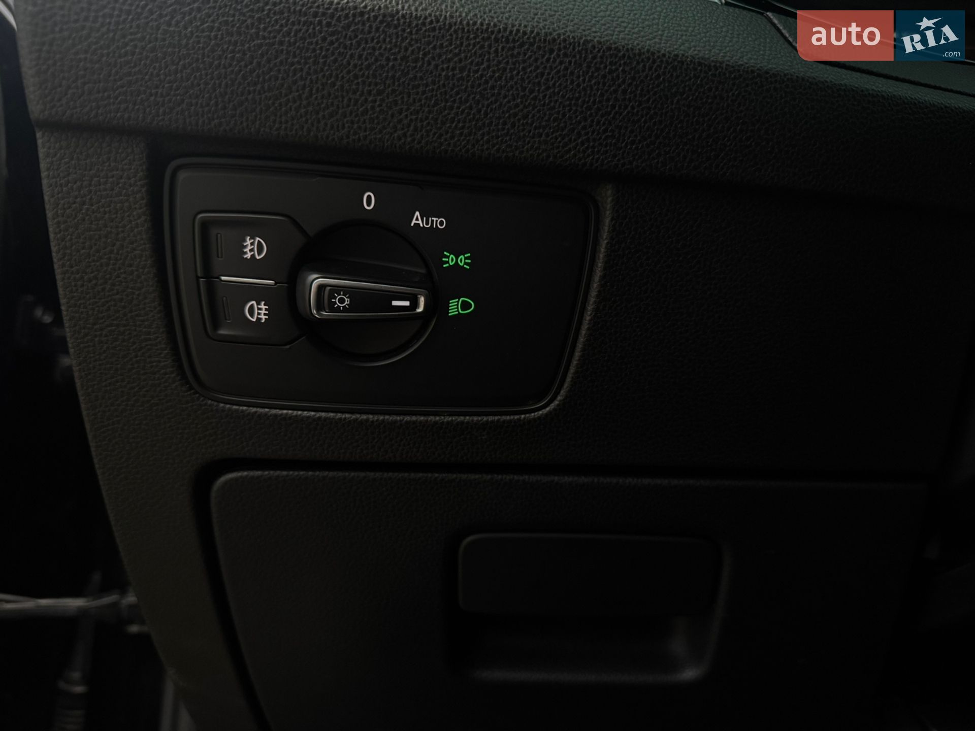 Volkswagen Passat 2015 VIN WVWZZZ3CZFE476075 фото оголошення 19 з 23