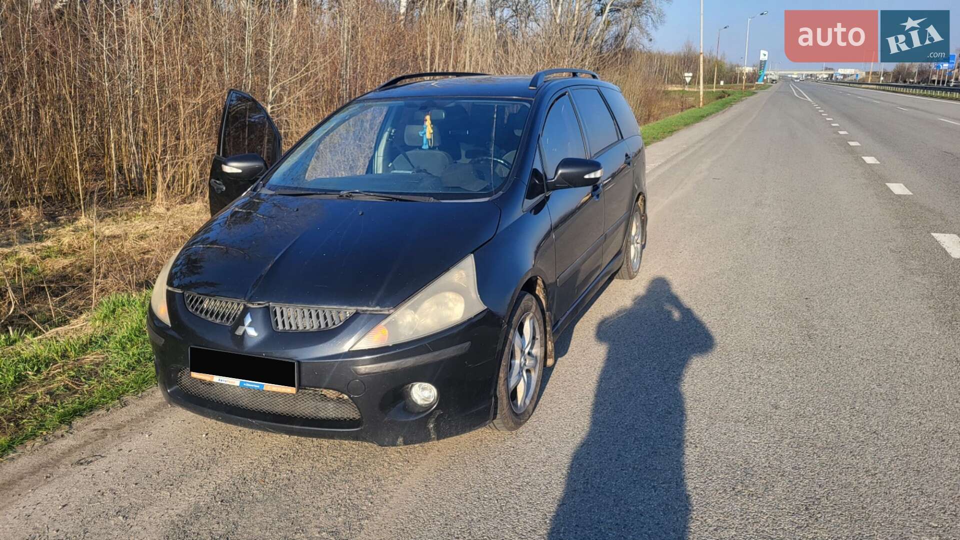 Mitsubishi Grandis 2006 VIN JMBLRNA4W6Z001456 фото оголошення 2 з 3
