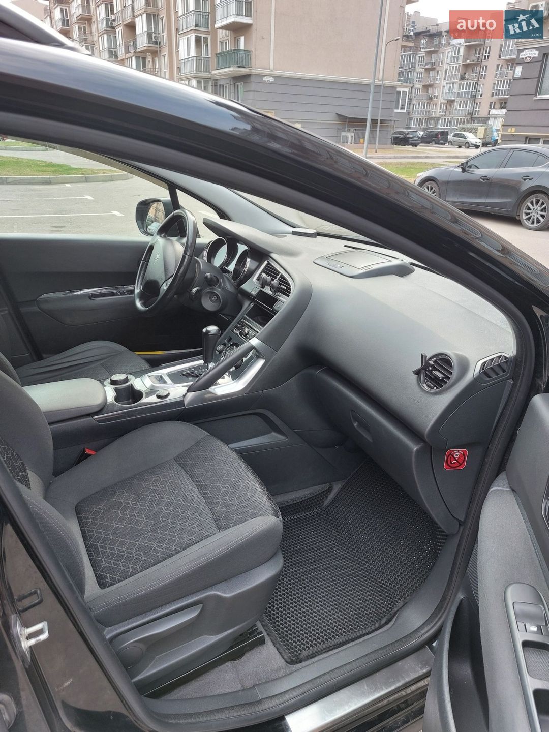 Peugeot 3008 2015 VIN VF30UBHZTFS099685 фото оголошення 11 з 19