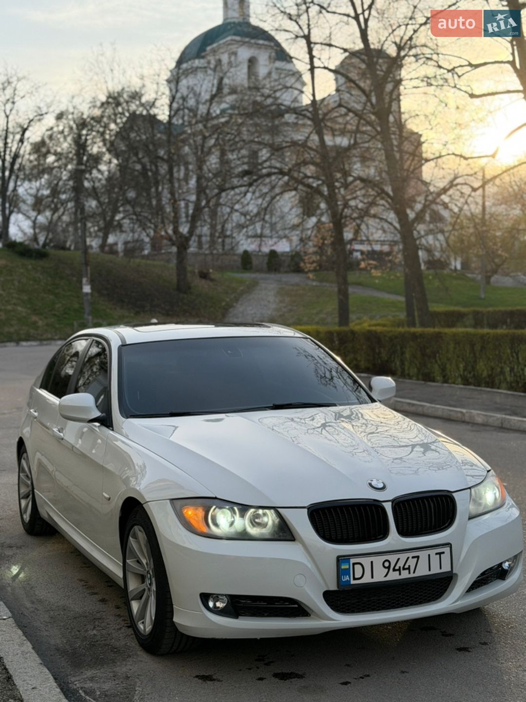 BMW 3 Series 2010 VIN WBAPH5G5XBNM79164 фото оголошення 9 з 22