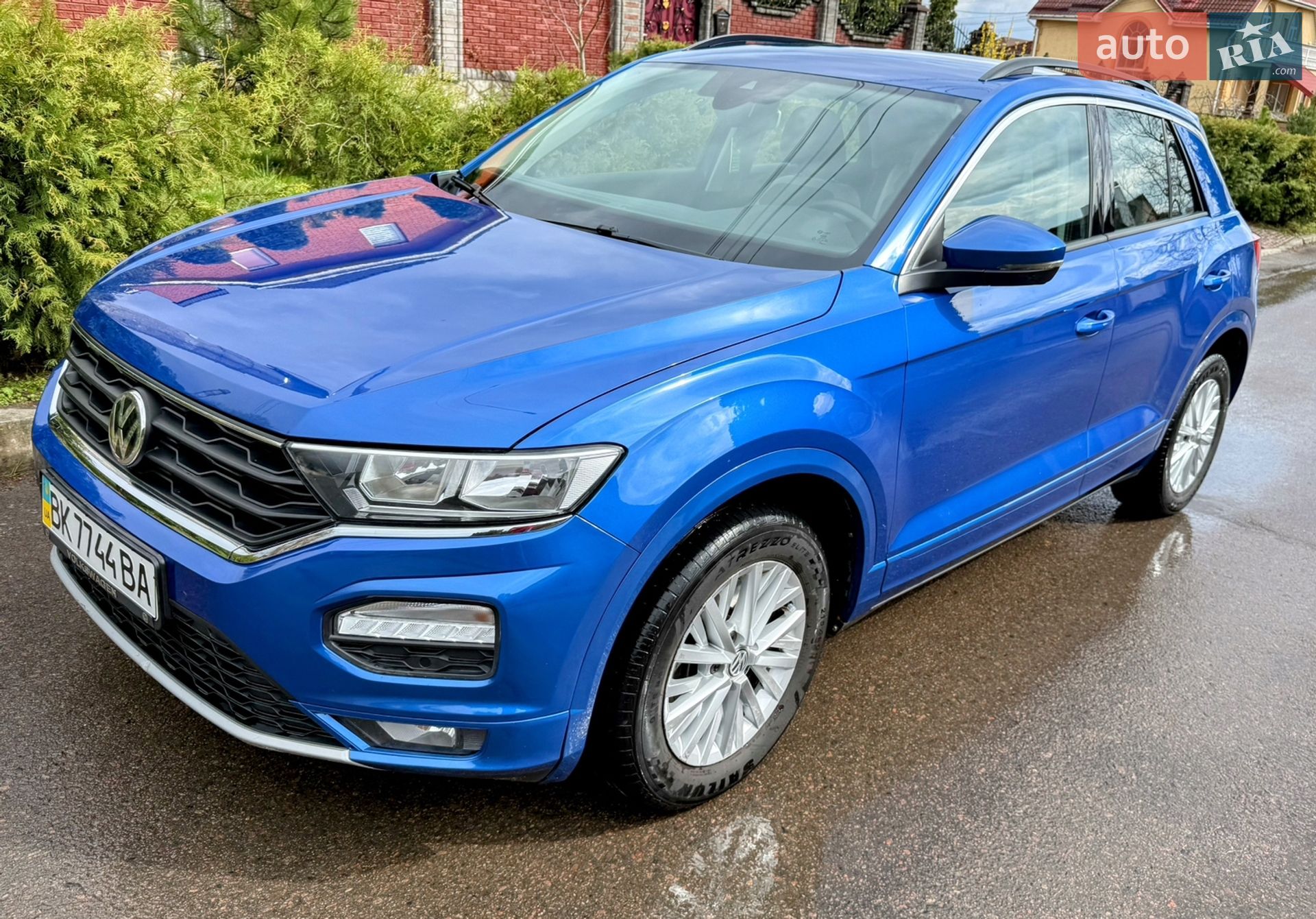 Volkswagen T-Roc 2018 VIN WVGZZZA1ZJV048175 фото оголошення 12 з 29