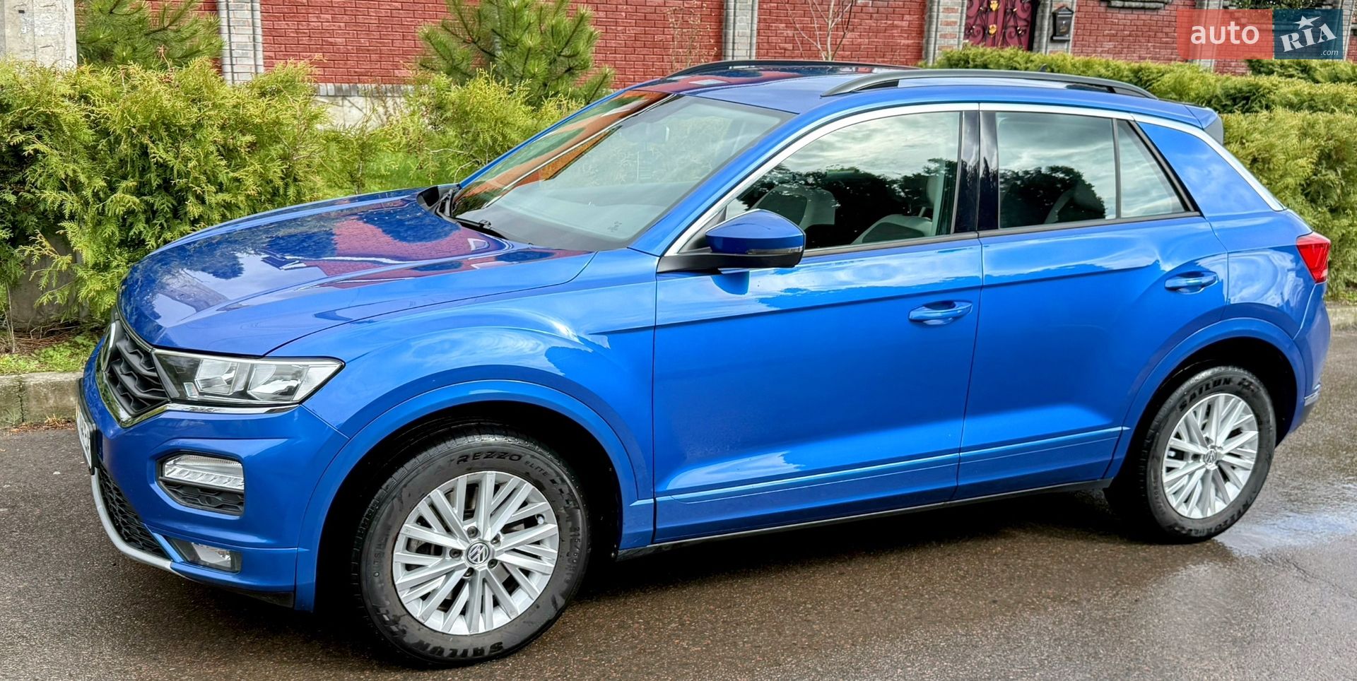 Volkswagen T-Roc 2018 VIN WVGZZZA1ZJV048175 фото оголошення 14 з 29