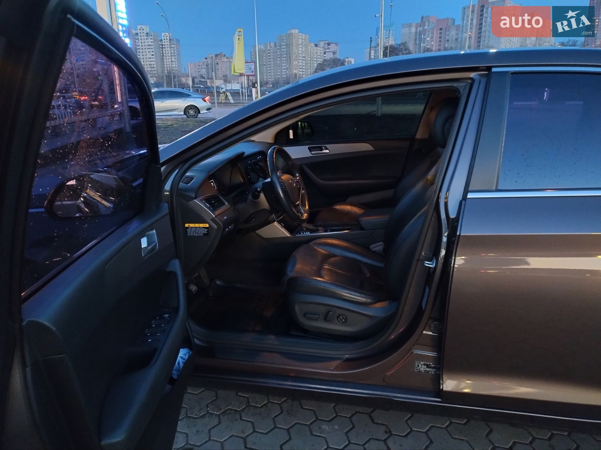 Hyundai Sonata 2015 VIN KMHE341DBFA114388 фото оголошення 15 з 33