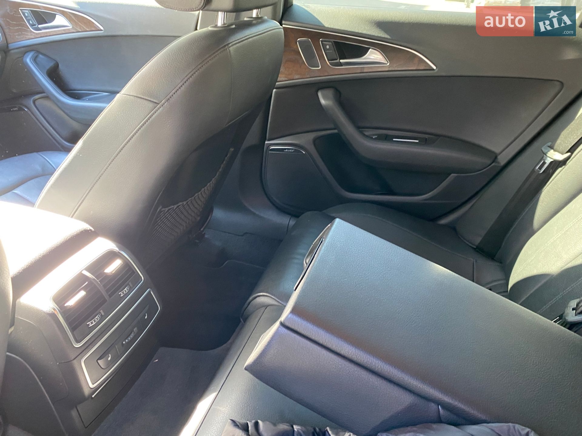 Audi A6 2015 VIN WAUGFAFC9GN100290 фото оголошення 10 з 14