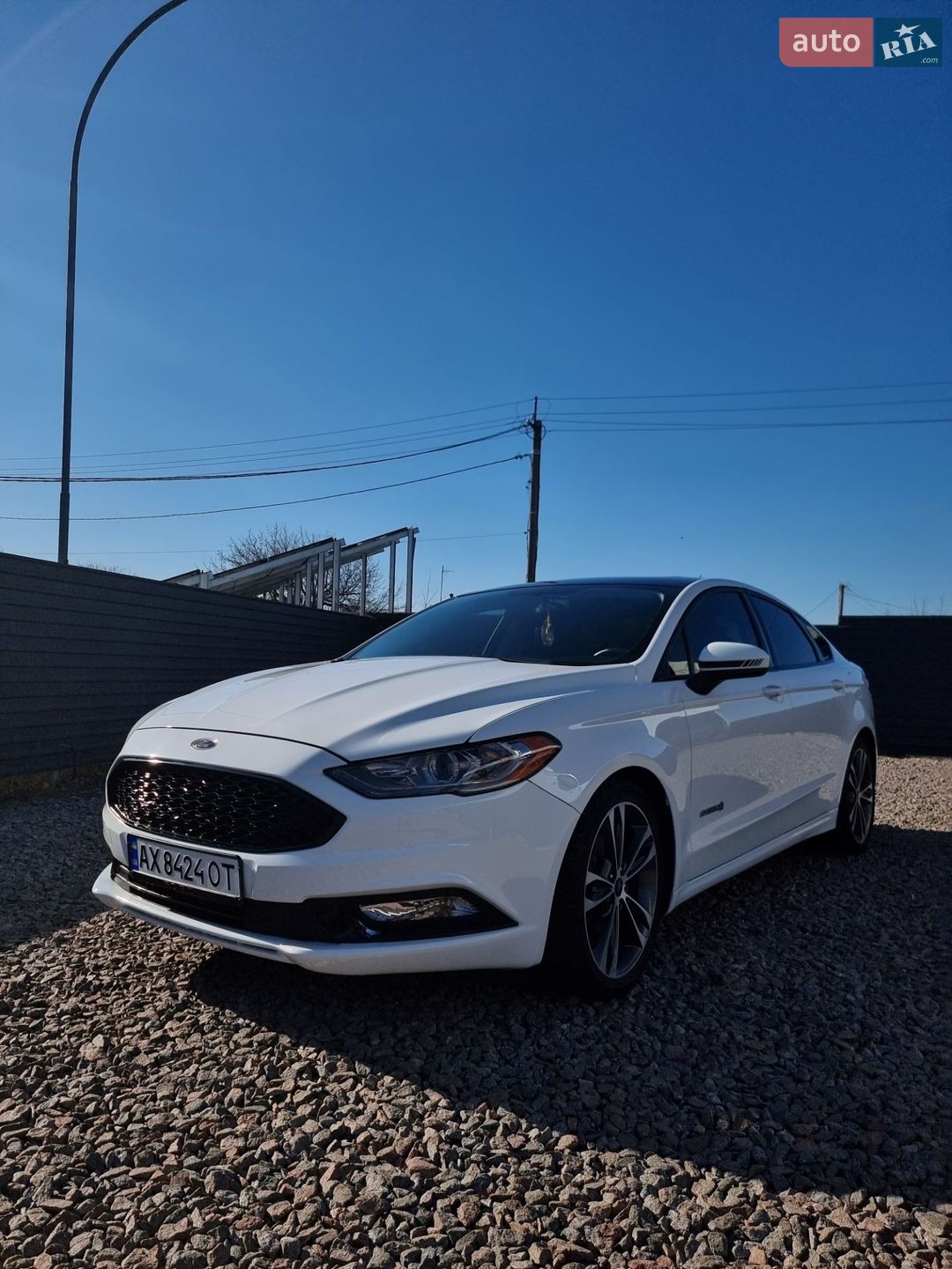 Ford Fusion 2016 VIN 3FA6P0LU3HR190849 фото оголошення 3 з 19