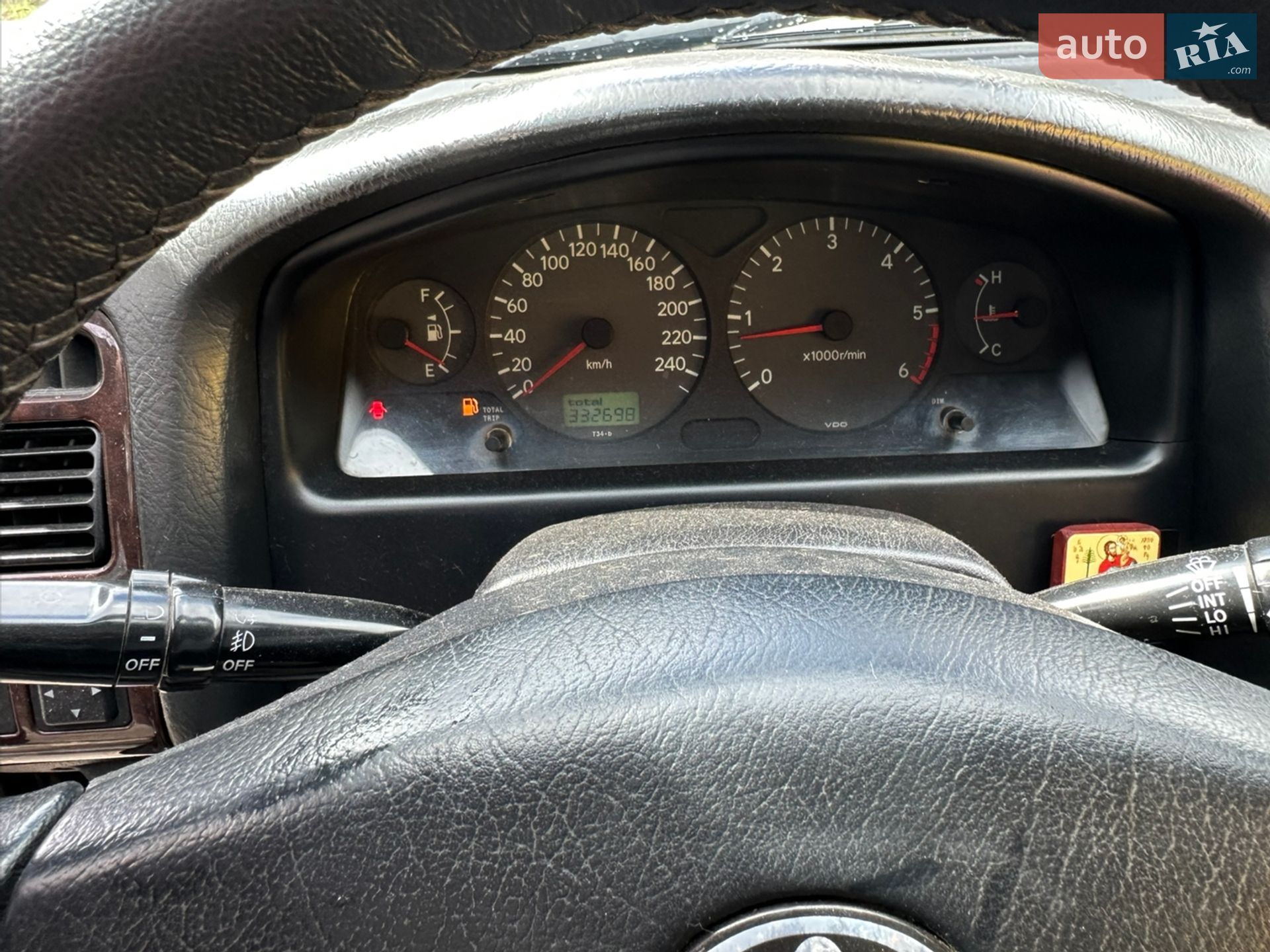 Toyota Avensis 2002 VIN SB164DBN00E089638 фото оголошення 30 з 36