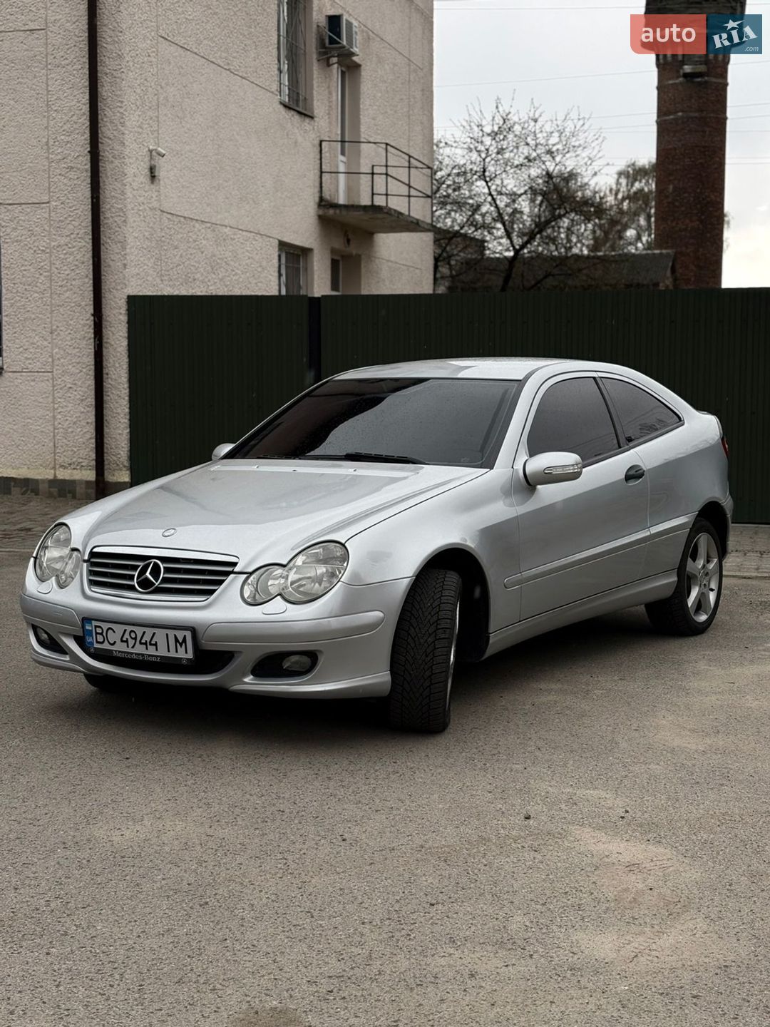 Mercedes-Benz C-Class 2005 VIN WDB2037461A786060 фото оголошення 4 з 25