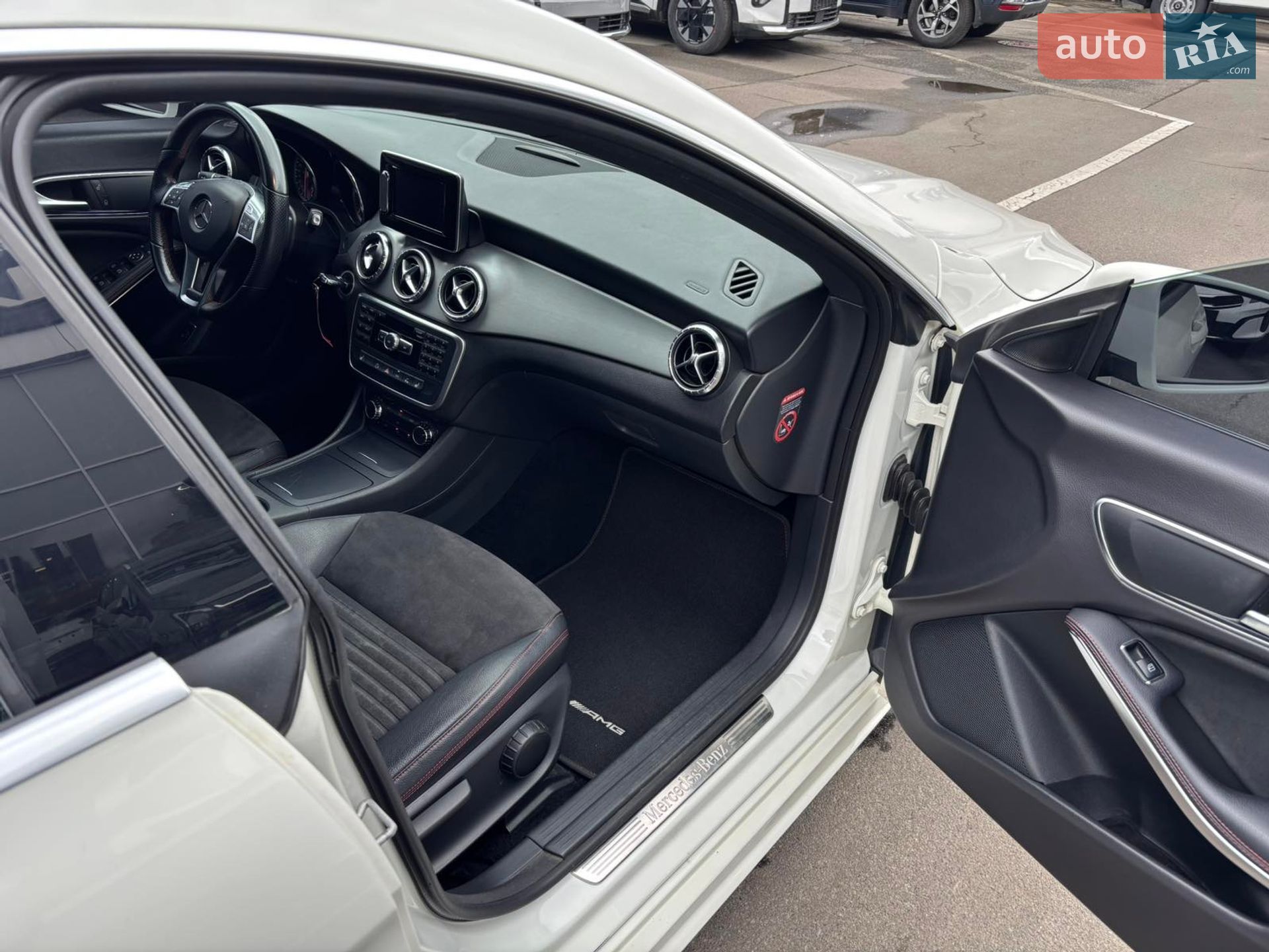Mercedes-Benz CLA-Class 2014 VIN WDD1173011N090071 фото оголошення 13 з 23