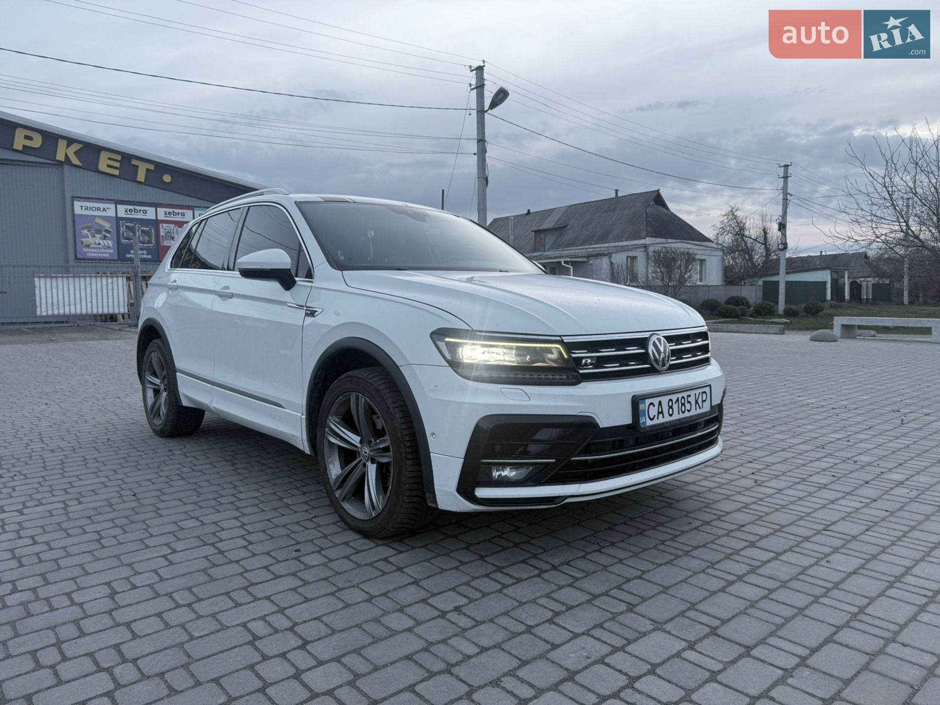 Volkswagen Tiguan 2017 VIN WVGZZZ5NZHW879378 фото оголошення 13 з 22