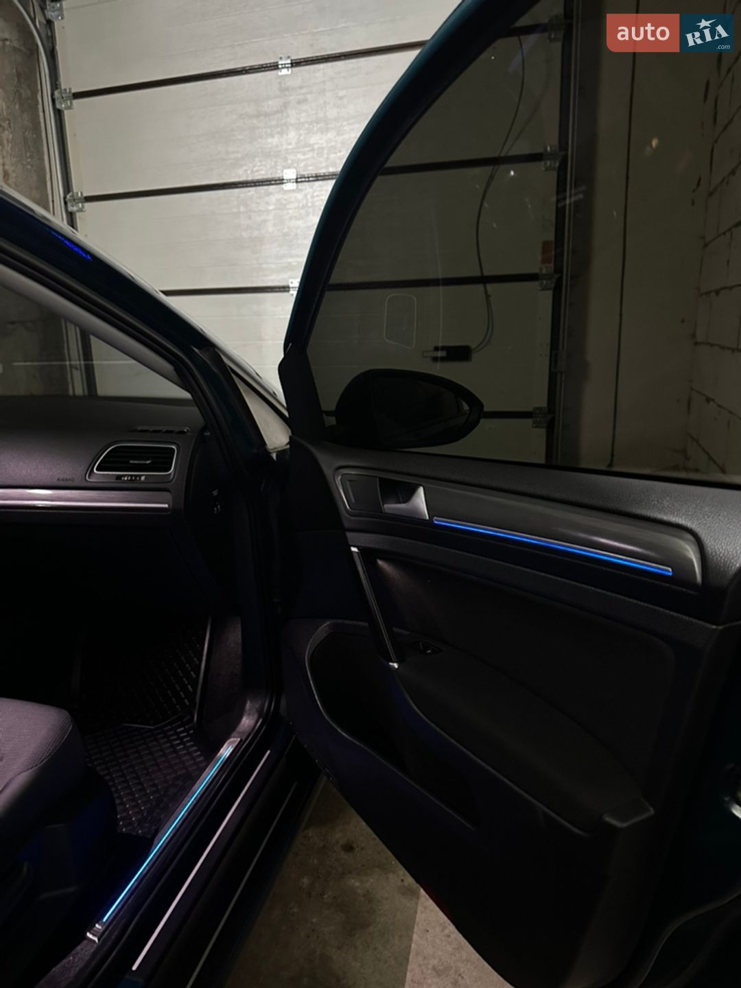 Volkswagen e-Golf 2017 VIN WVWZZZAUZJW900365 фото оголошення 6 з 12
