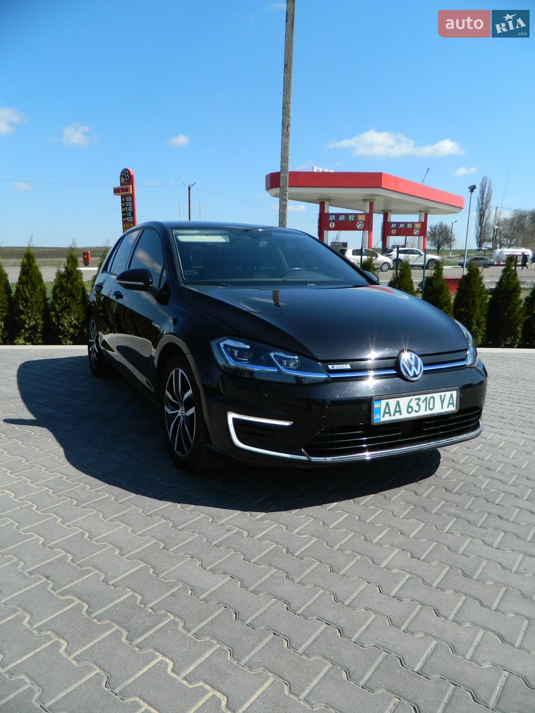 Volkswagen e-Golf 2019 VIN WVWZZZAUZKW915152 фото оголошення 39 з 48