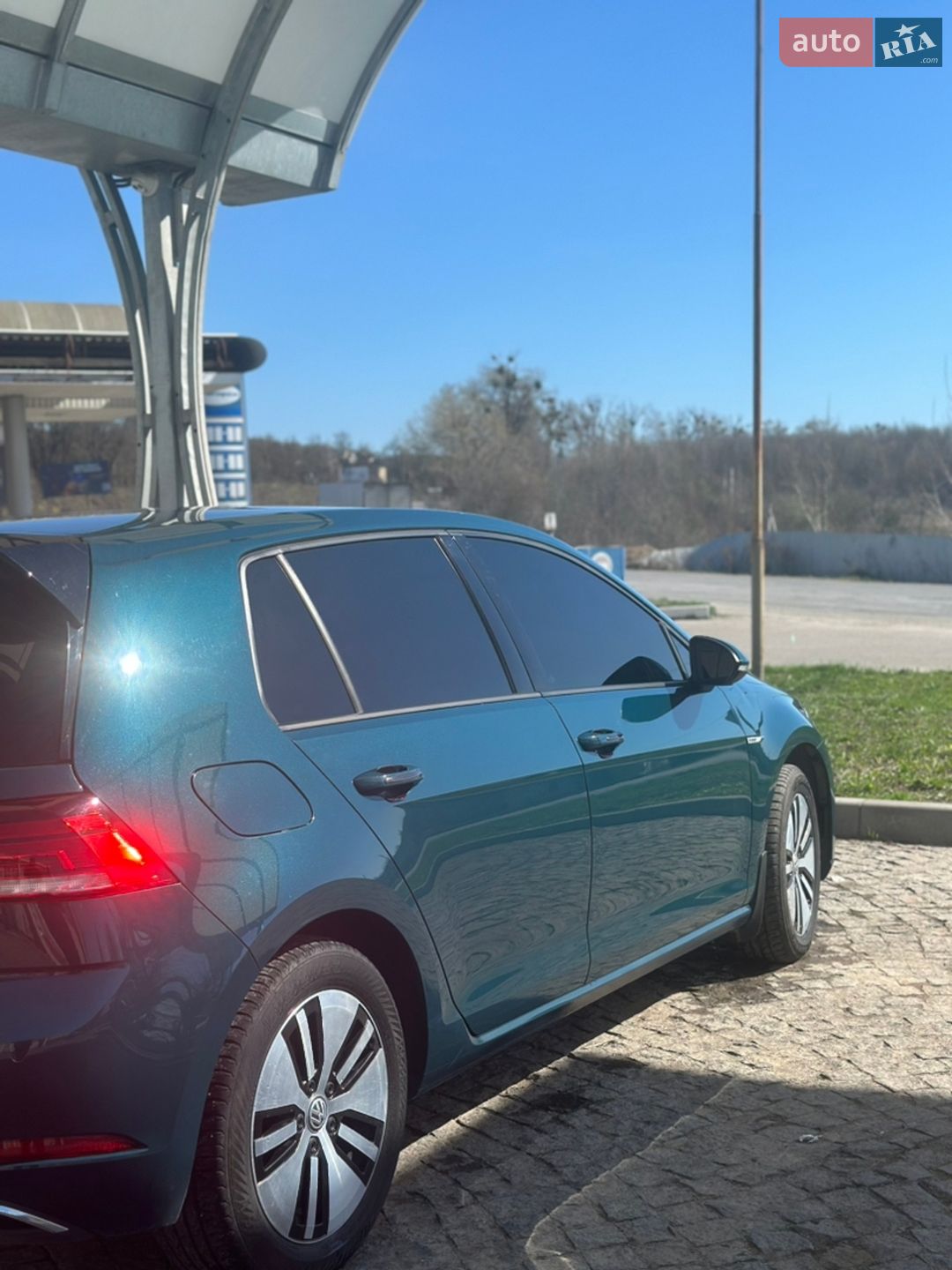 Volkswagen e-Golf 2017 VIN WVWZZZAUZJW900365 фото оголошення 8 з 12