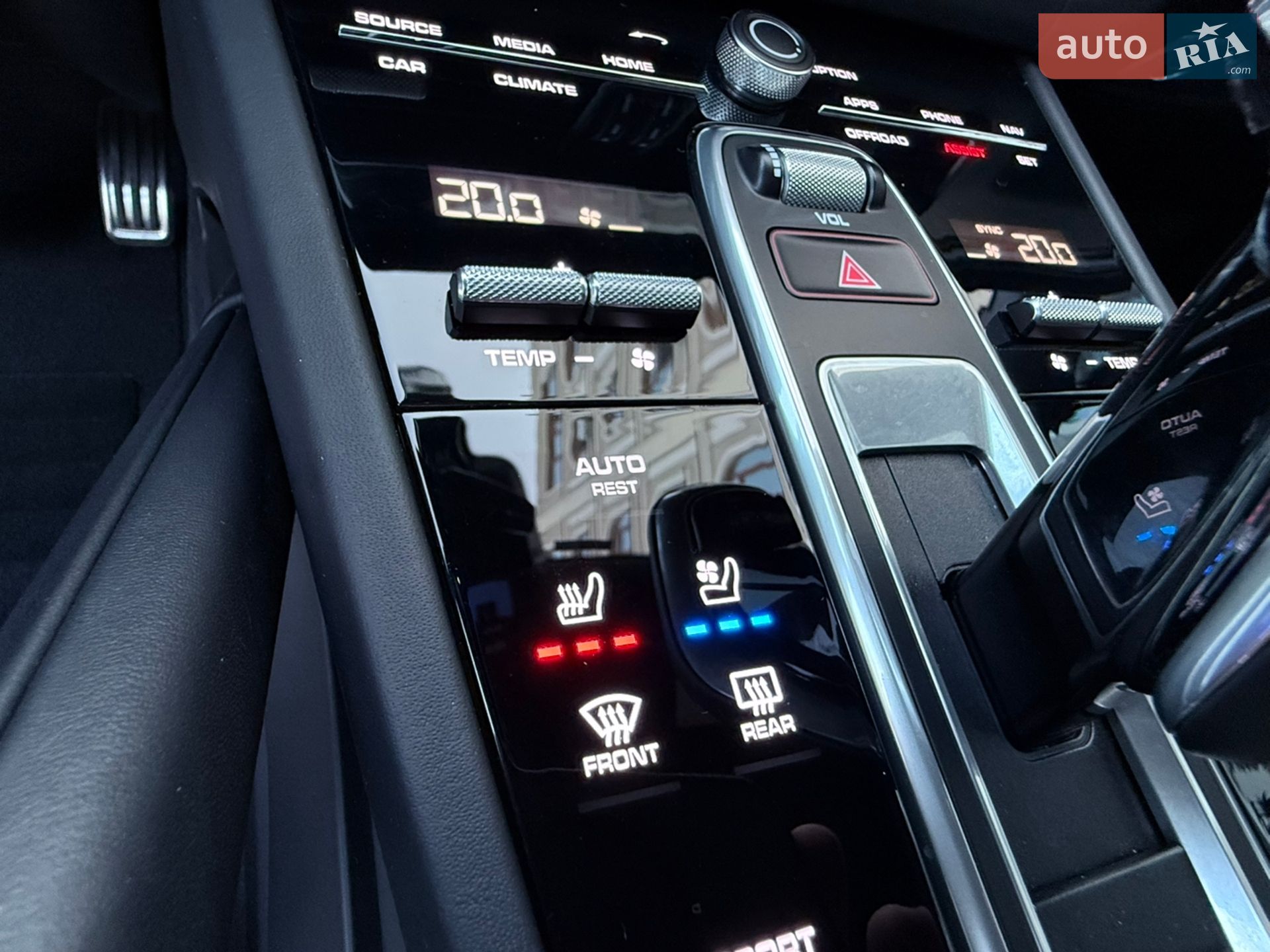 Porsche Cayenne 2019 VIN WP1AB2AY9KDA65356 фото оголошення 50 з 106