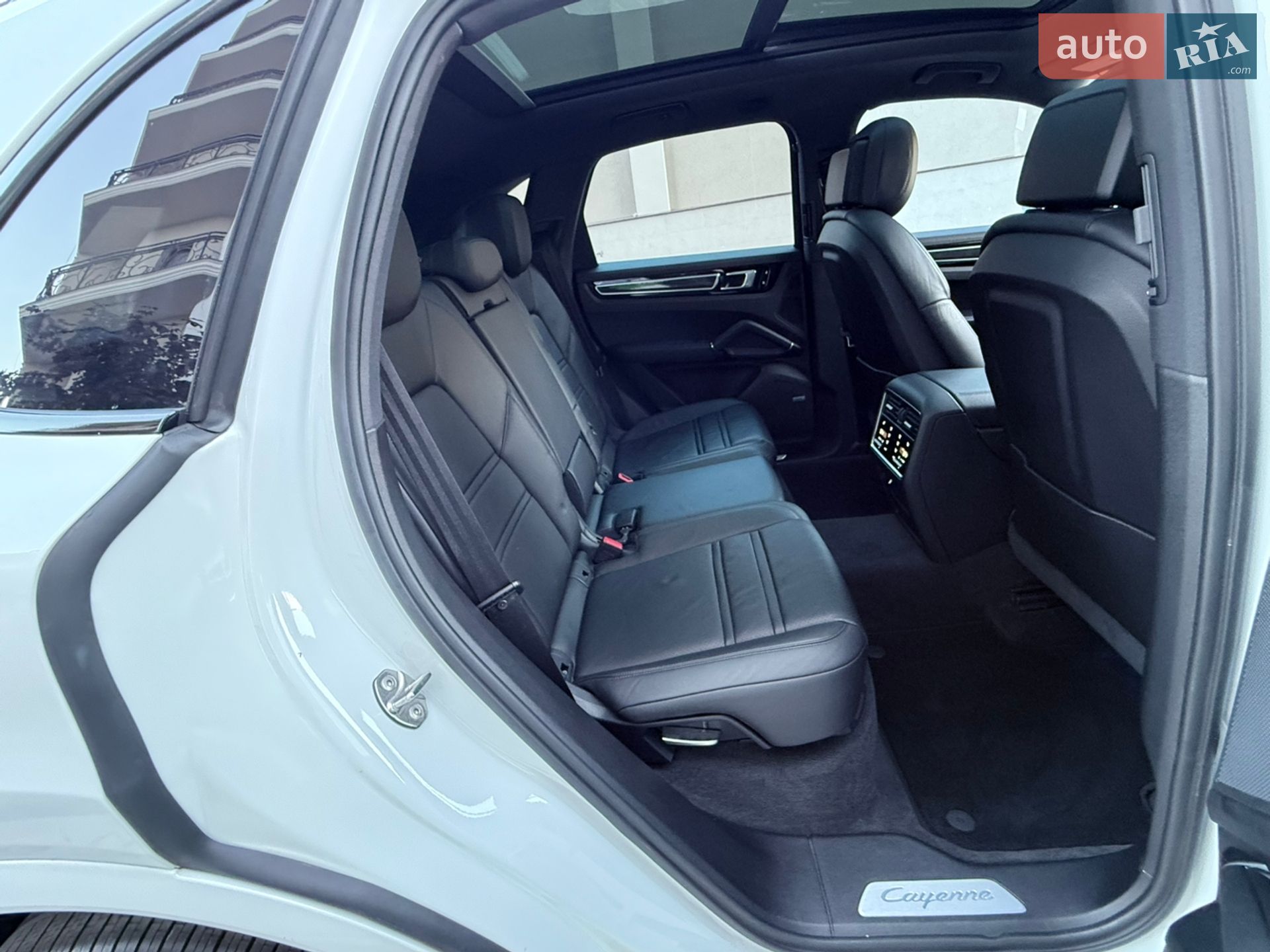 Porsche Cayenne 2019 VIN WP1AB2AY9KDA65356 фото оголошення 73 з 106