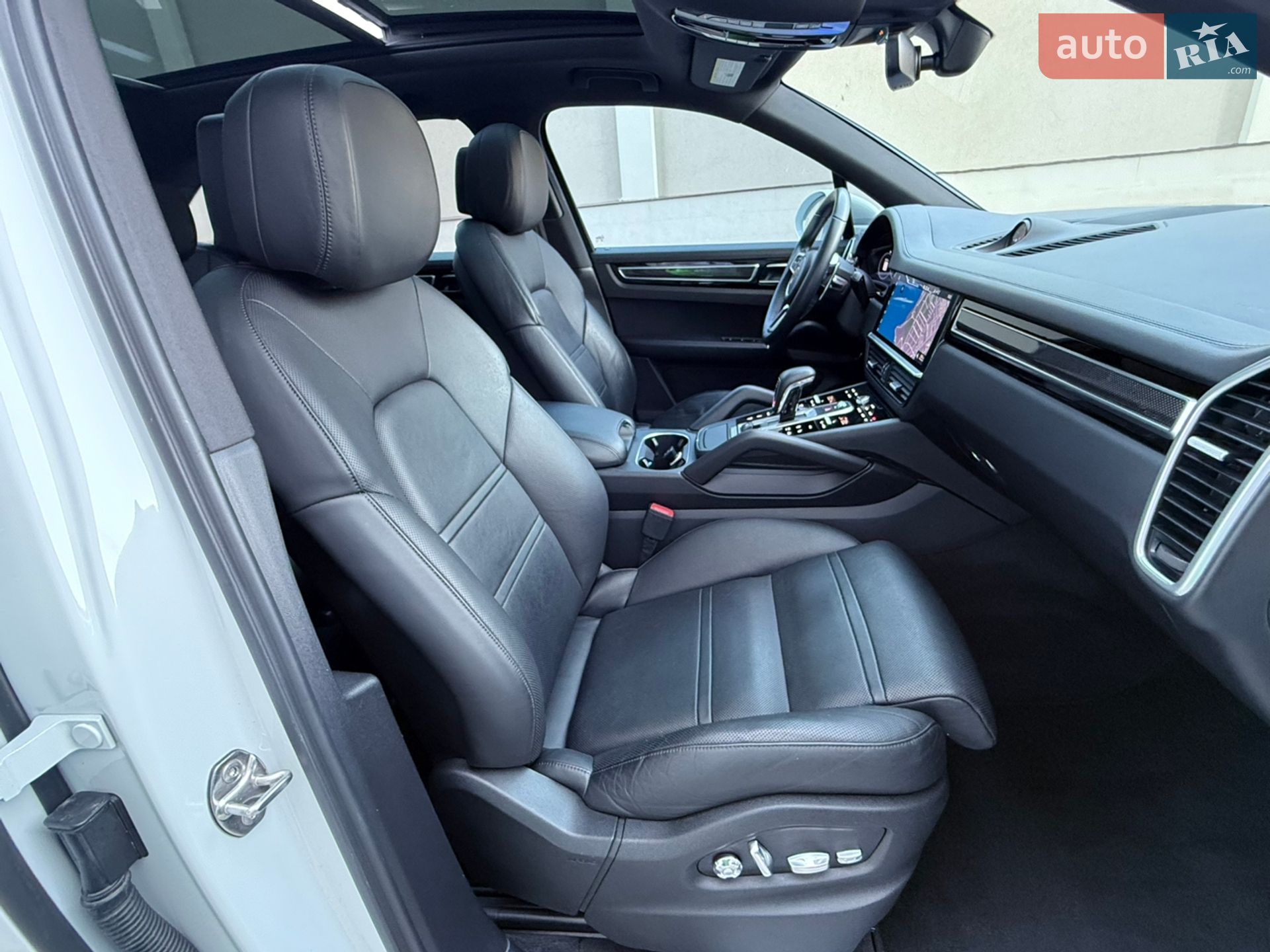 Porsche Cayenne 2019 VIN WP1AB2AY9KDA65356 фото оголошення 74 з 106