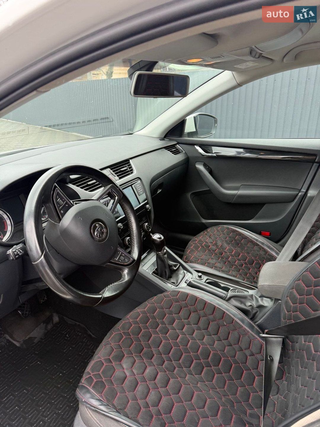 Skoda Octavia 2017 VIN TMBJG7NE7J0189986 фото оголошення 6 з 16