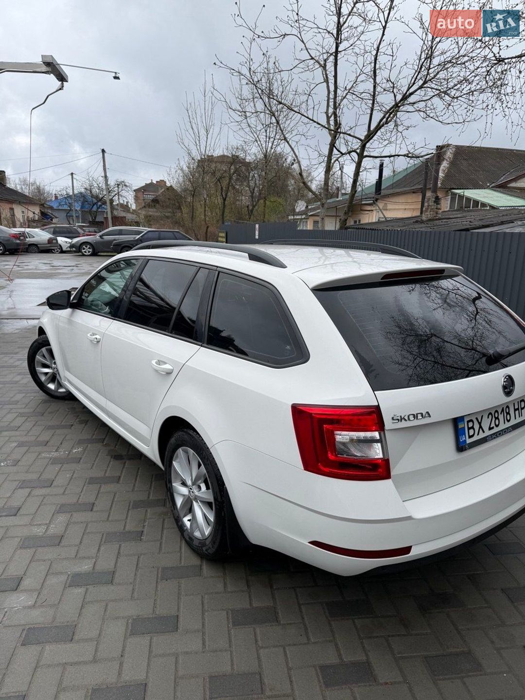 Skoda Octavia 2017 VIN TMBJG7NE7J0189986 фото оголошення 7 з 16