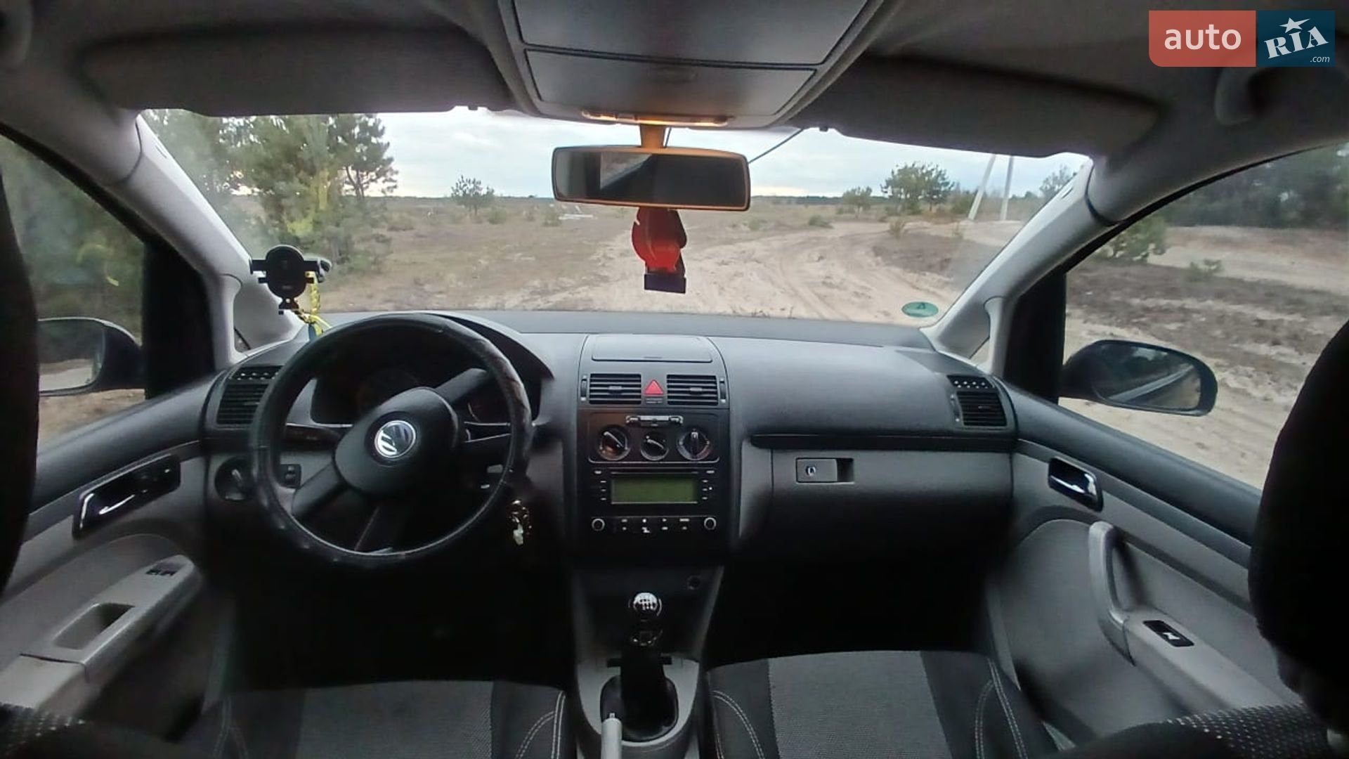 Volkswagen Touran 2003 VIN WVGZZZ1TZ4W081748 фото оголошення 7 з 9