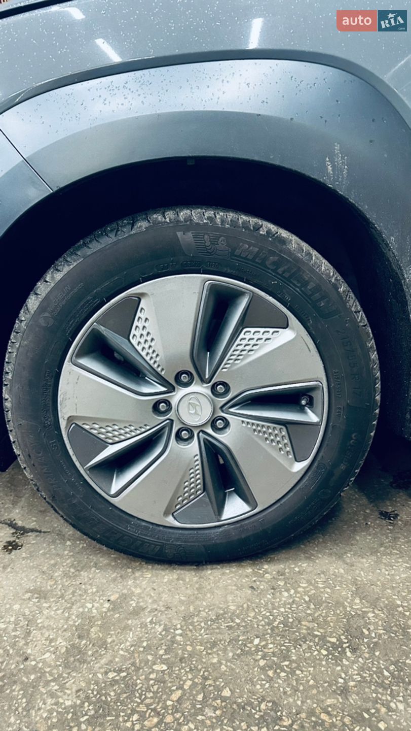 Hyundai Kona 2020 VIN KMHK281HFLU100883 фото оголошення 13 з 24