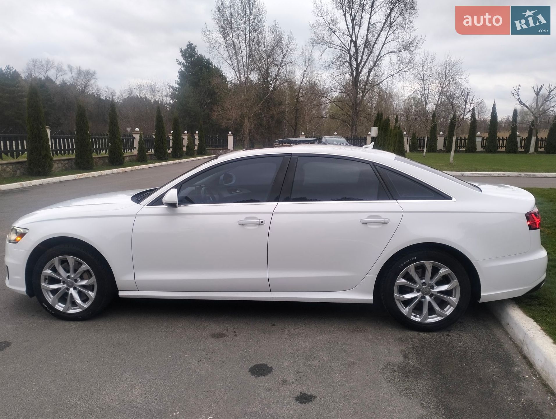 Audi A6 2016 VIN WAUFFAFC7GN042675 фото оголошення 9 з 25