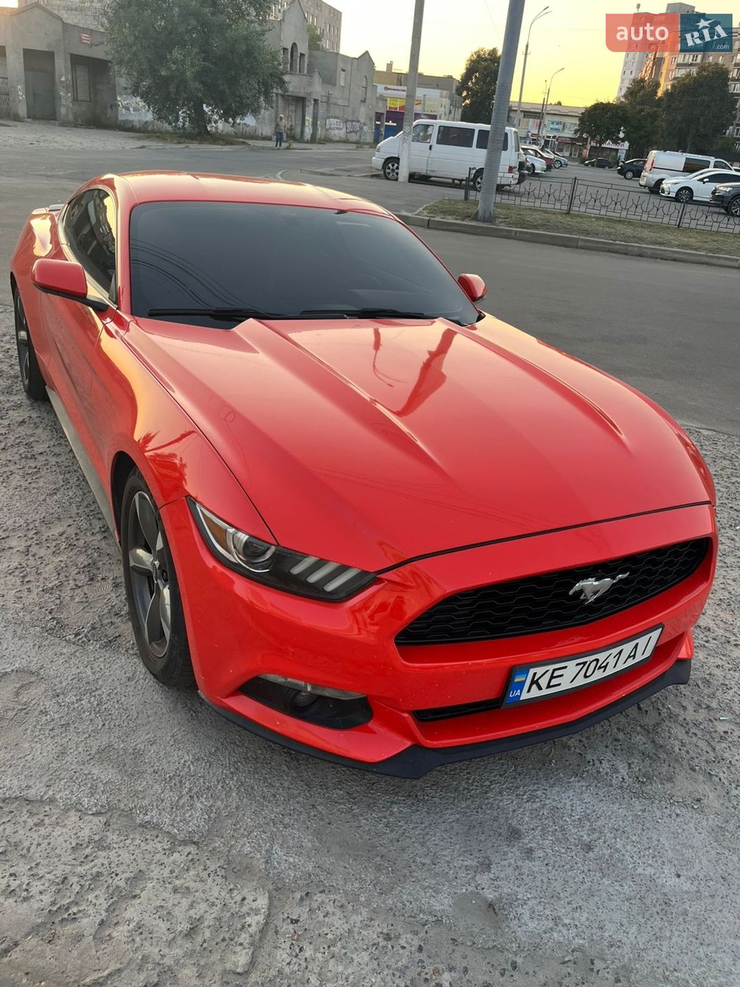 Ford Mustang 2016 VIN 1FA6P8THXH5246855 фото оголошення 2 з 13