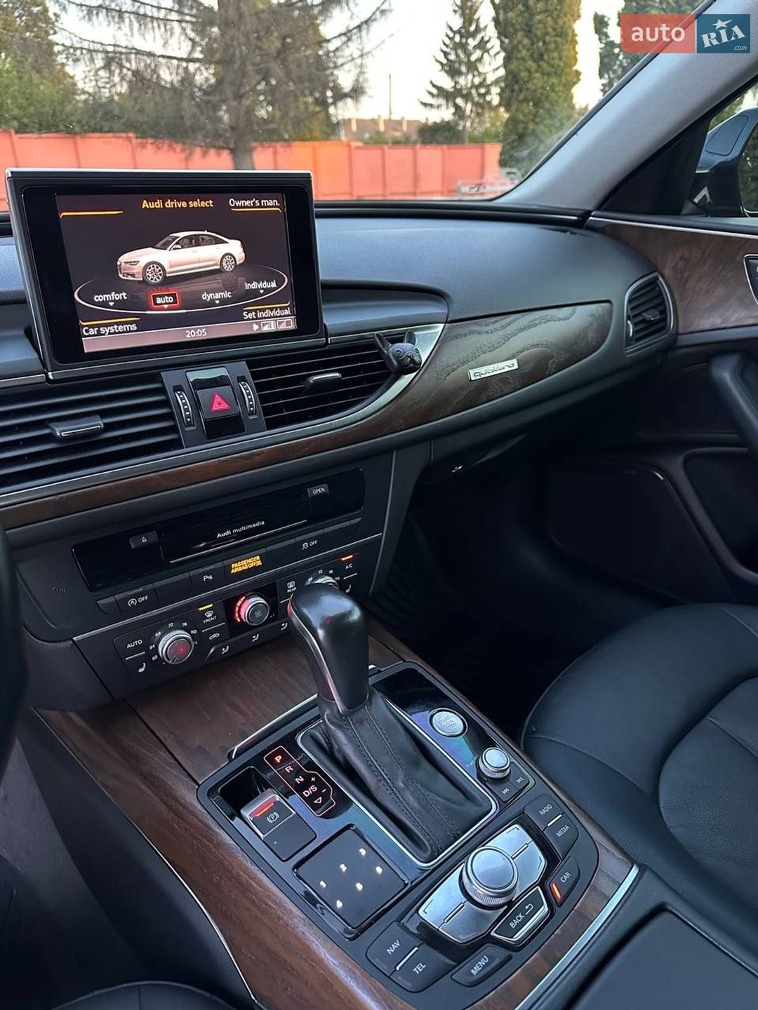 Audi A6 2015 VIN WAUFGAFC1GN021480 фото оголошення 12 з 17