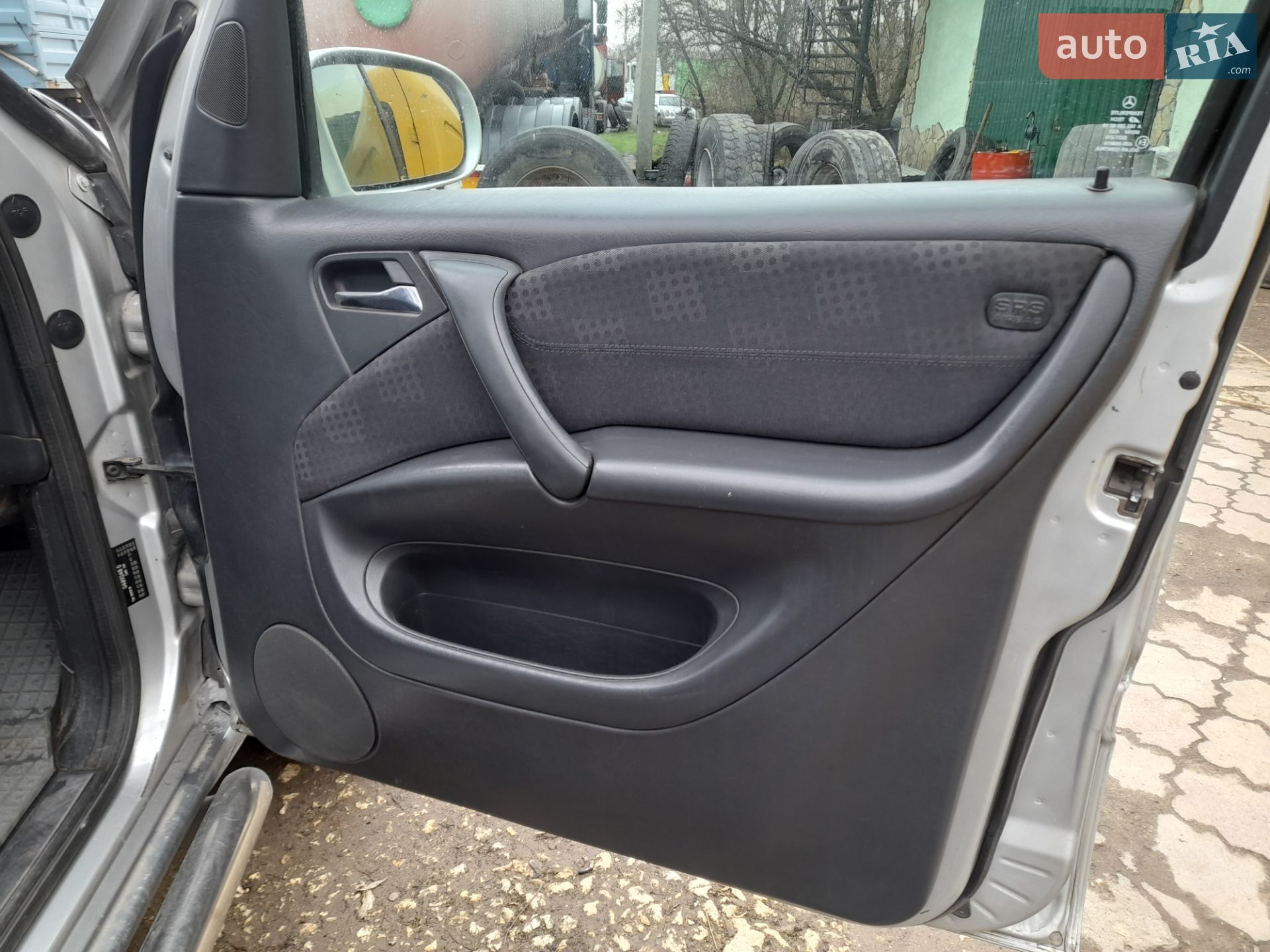 Mercedes-Benz M-Class 2002 VIN WDC1631131A380894 фото оголошення 12 з 17