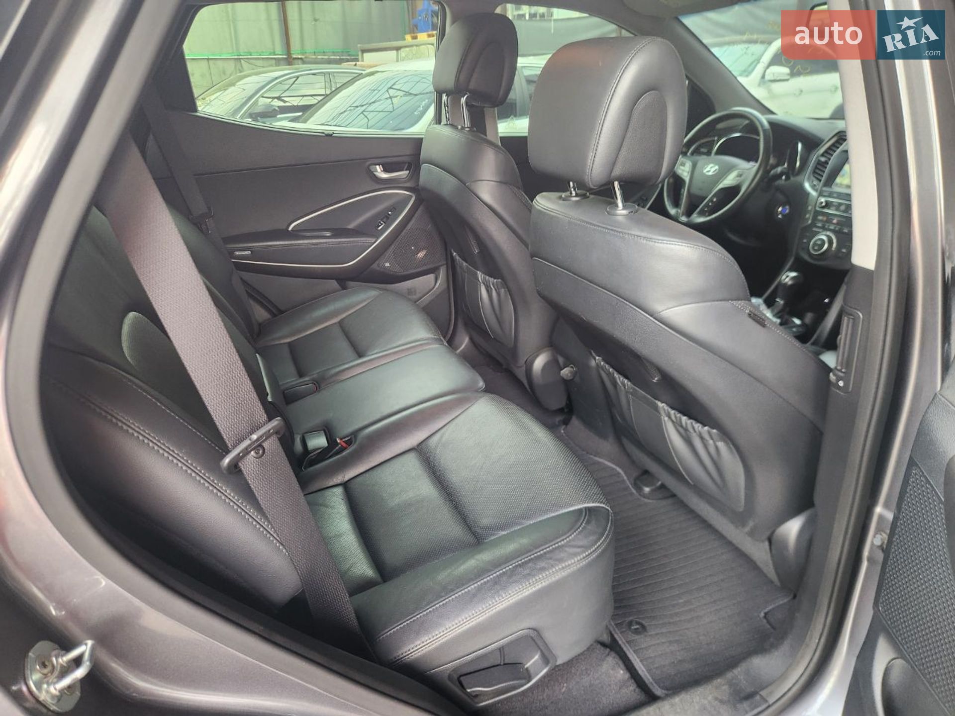 Hyundai Santa FE 2016 VIN KMHSW81UBGU690779 фото оголошення 12 з 23