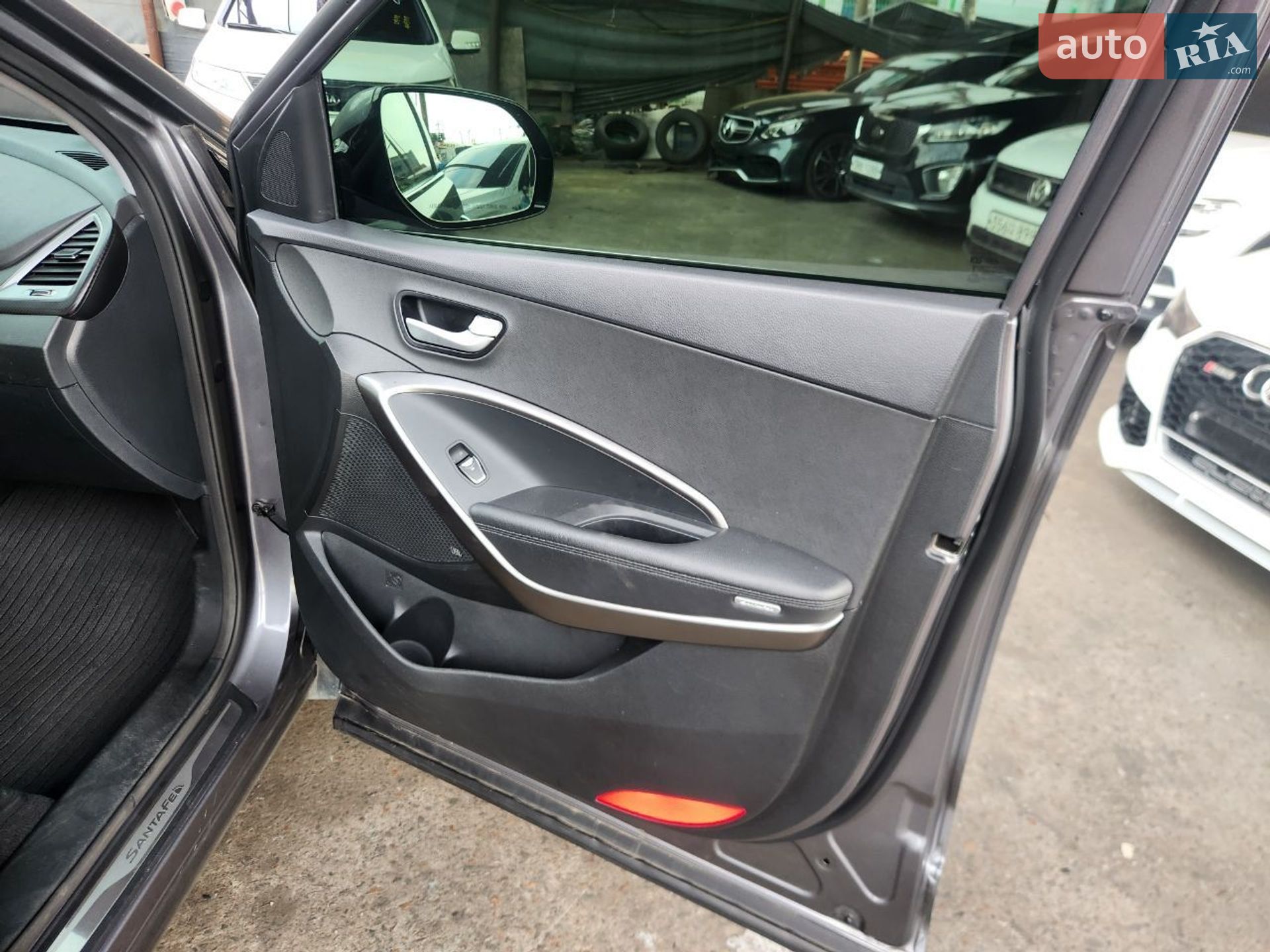 Hyundai Santa FE 2016 VIN KMHSW81UBGU690779 фото оголошення 21 з 23