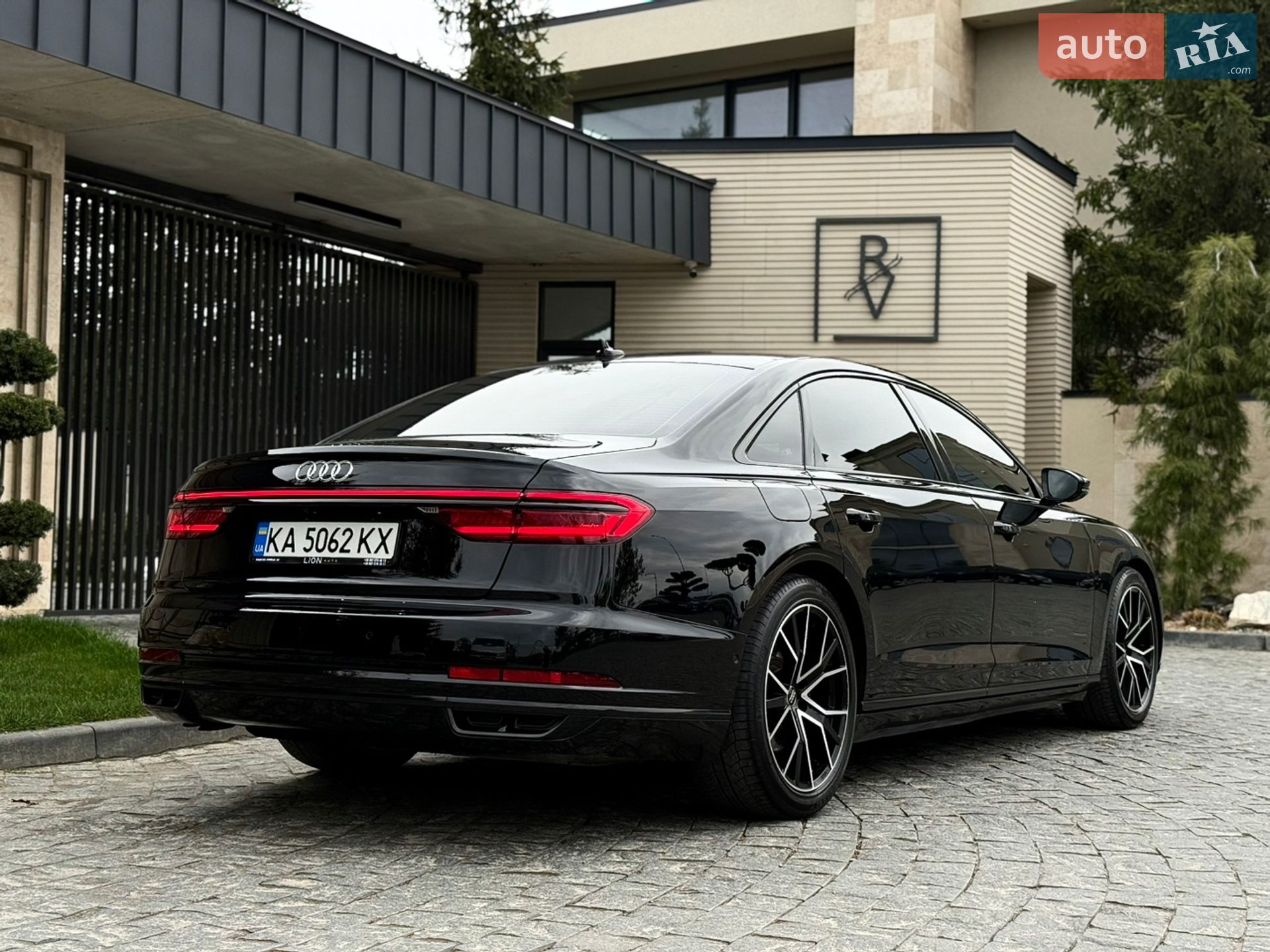 Audi A8 2021 VIN WAUZZZF85MN015100 фото оголошення 21 з 82