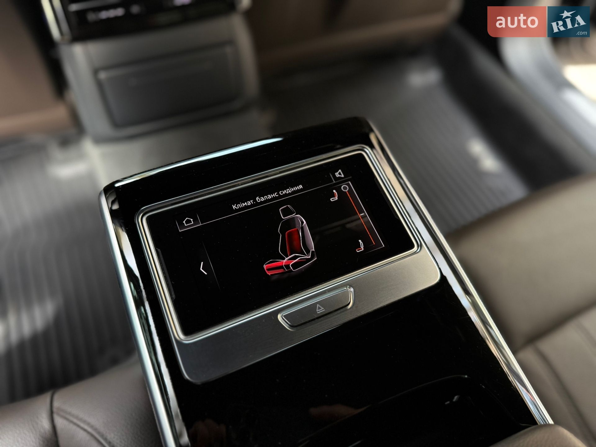 Audi A8 2021 VIN WAUZZZF85MN015100 фото оголошення 61 з 82