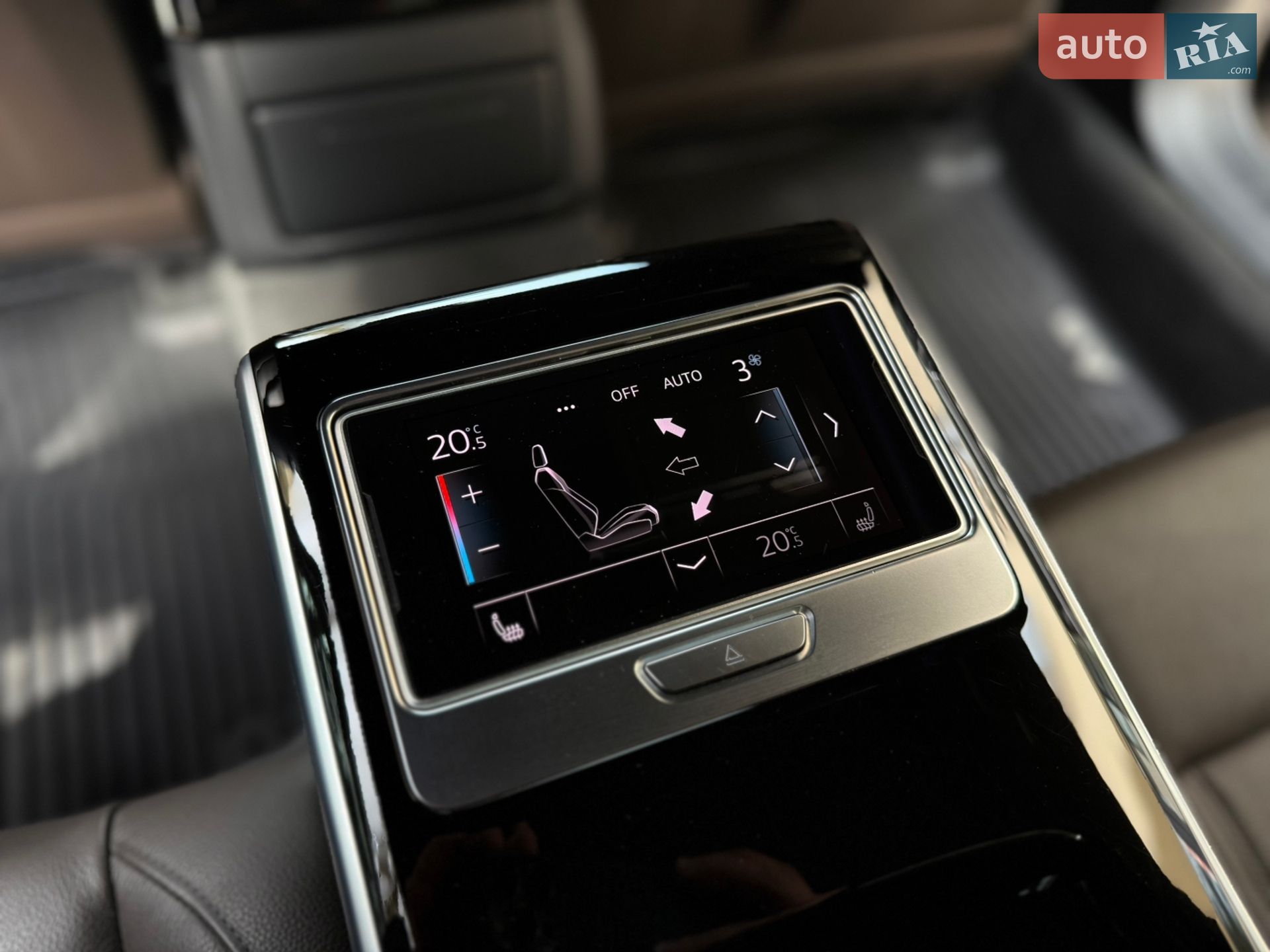 Audi A8 2021 VIN WAUZZZF85MN015100 фото оголошення 63 з 82