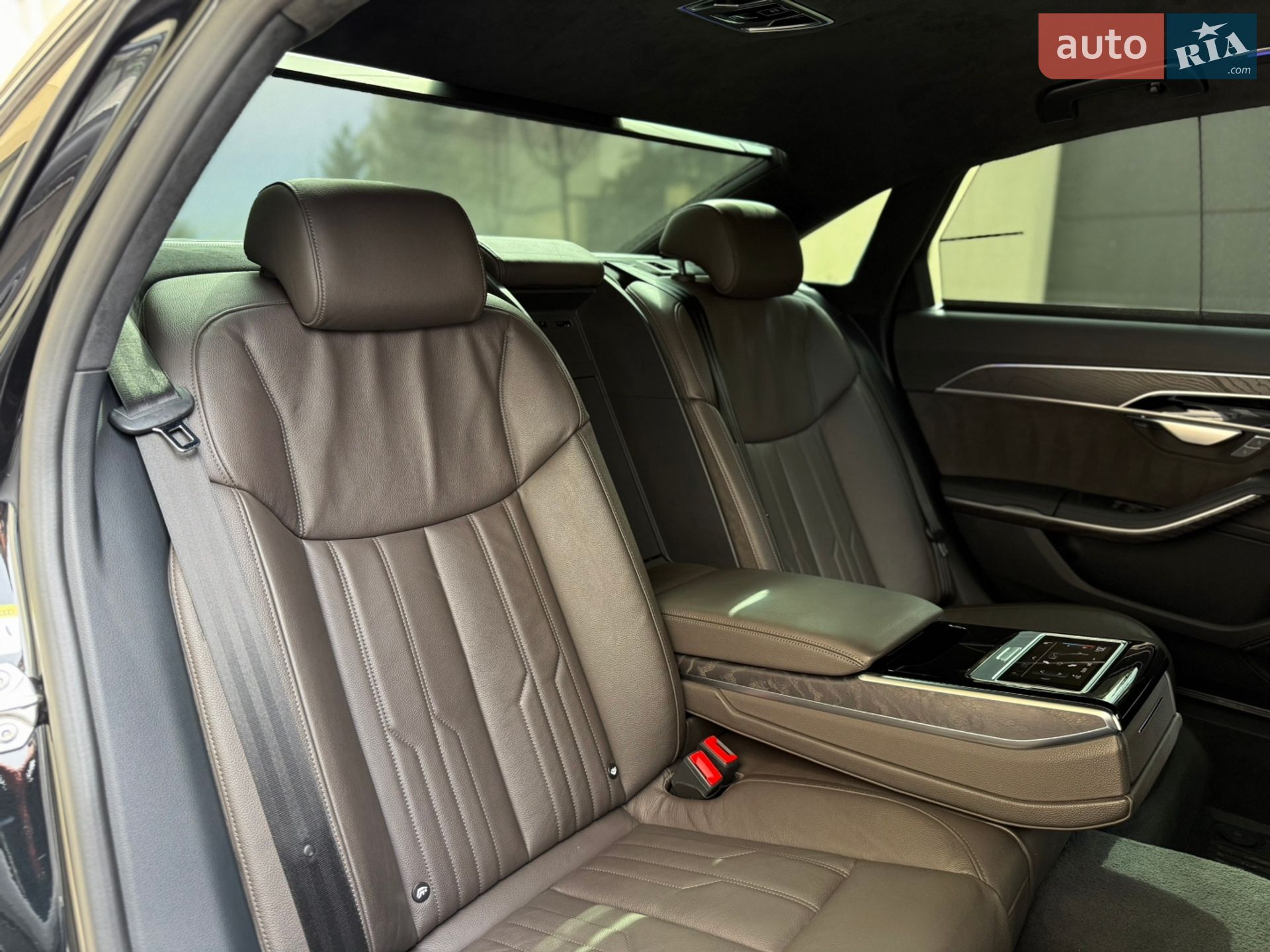 Audi A8 2021 VIN WAUZZZF85MN015100 фото оголошення 73 з 82