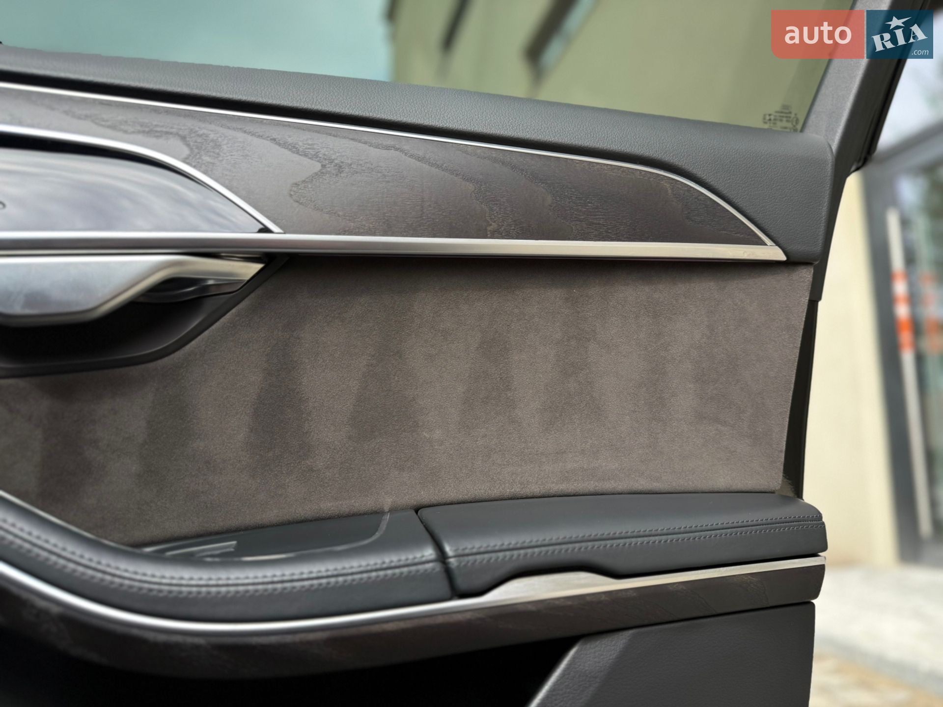 Audi A8 2021 VIN WAUZZZF85MN015100 фото оголошення 76 з 82