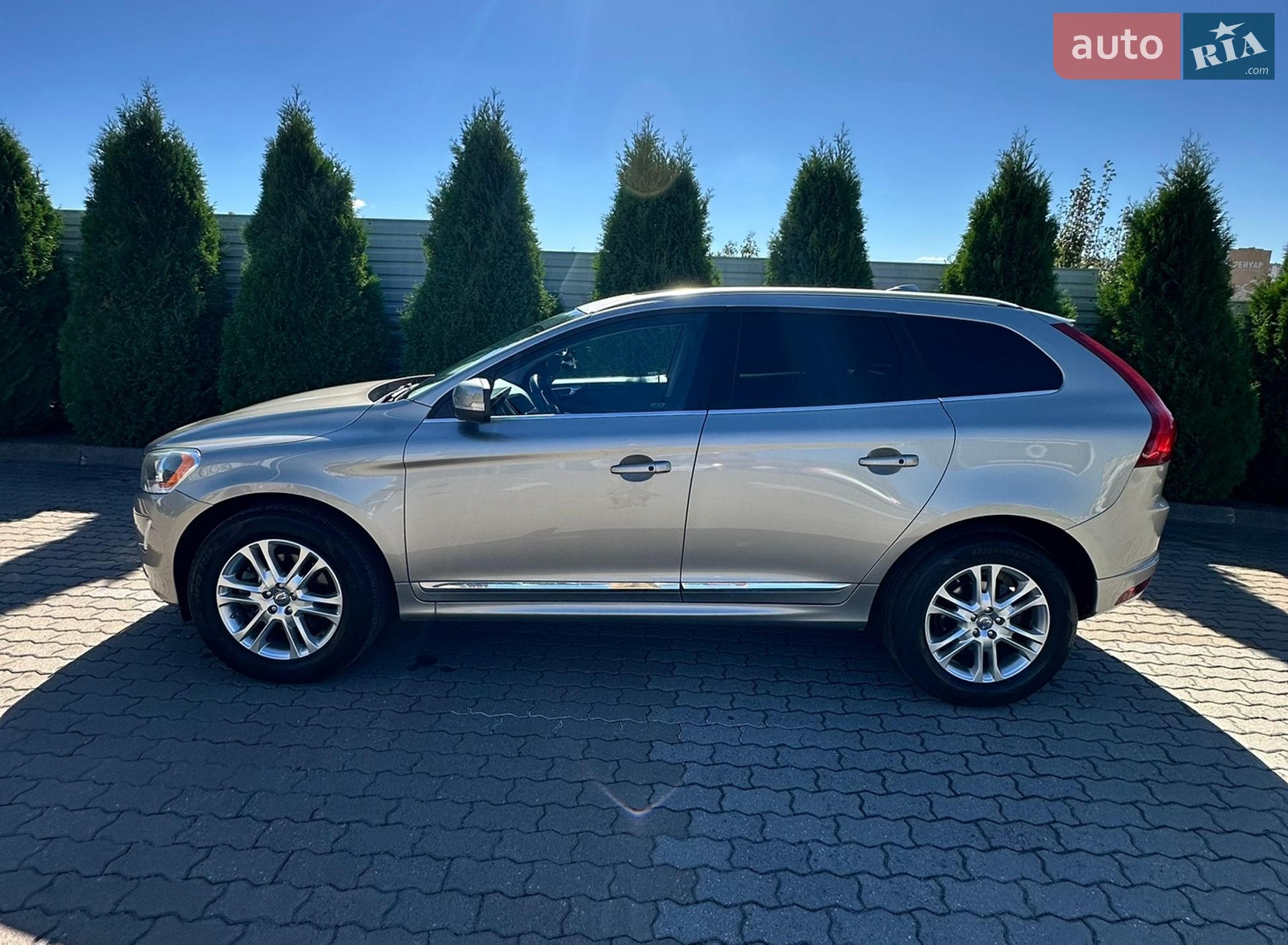 Volvo XC60 2014 VIN YV440MDCXF2620474 фото оголошення 2 з 21