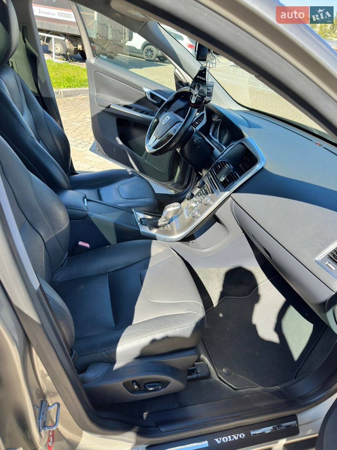 Volvo XC60 2014 VIN YV440MDCXF2620474 фото оголошення 12 з 21