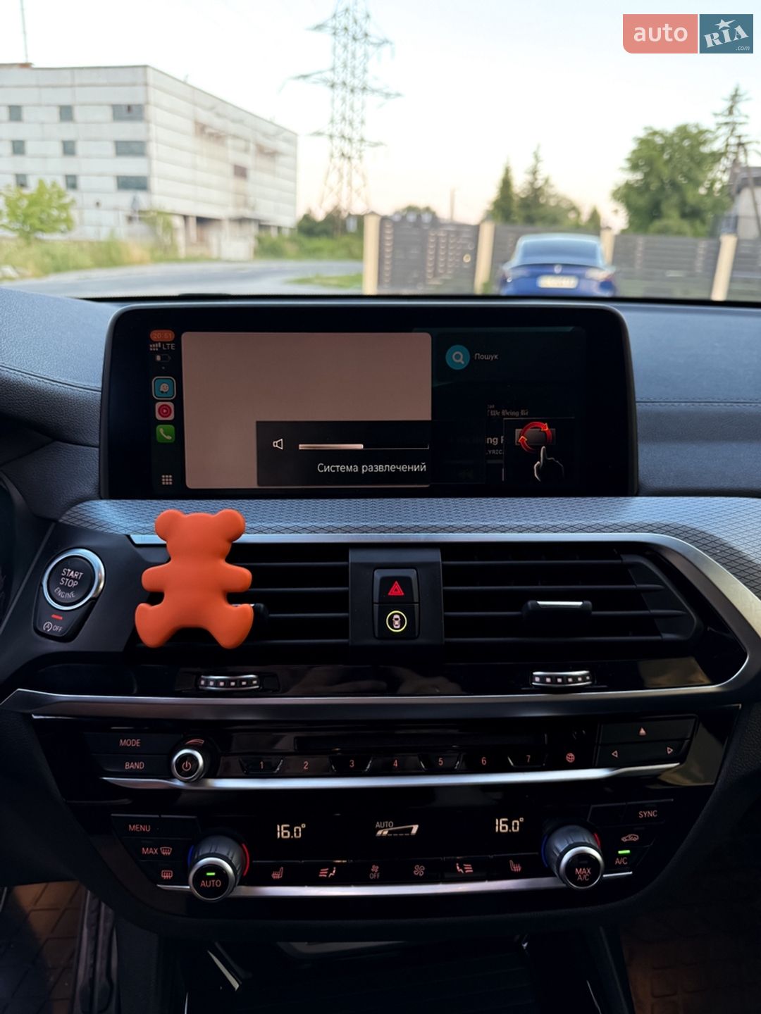 BMW X3 2019 VIN 5UXTS3C57K0Z08396 фото оголошення 32 з 43