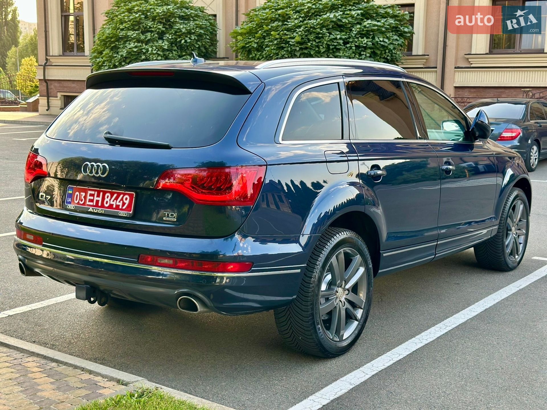 Audi Q7 2013 VIN WA1LMAFE1ED012422 фото оголошення 3 з 34