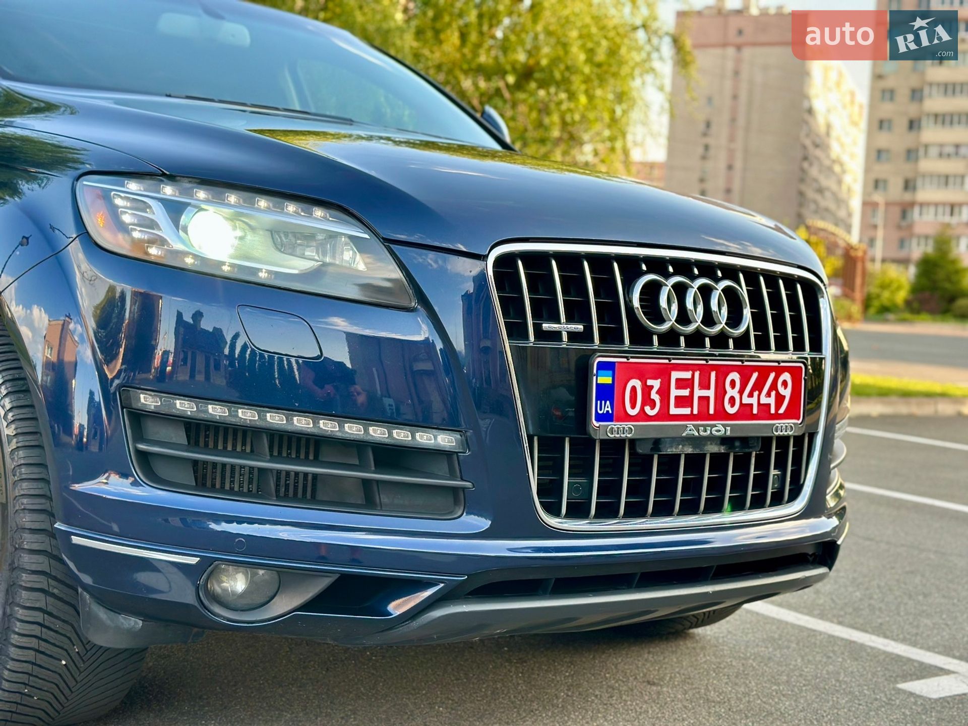 Audi Q7 2013 VIN WA1LMAFE1ED012422 фото оголошення 6 з 34