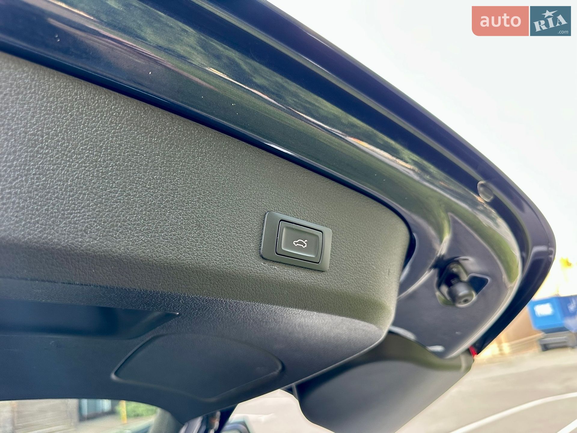 Audi Q7 2013 VIN WA1LMAFE1ED012422 фото оголошення 19 з 34