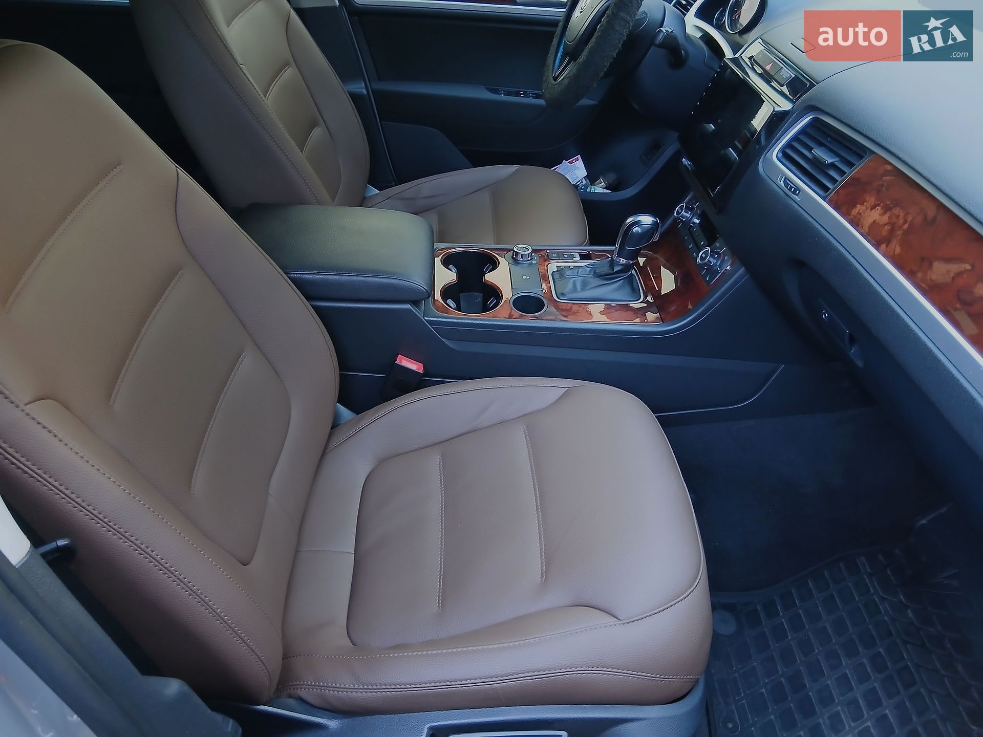 Volkswagen Touareg 2012 VIN WVGZZZ7PZCD002040 фото оголошення 21 з 32