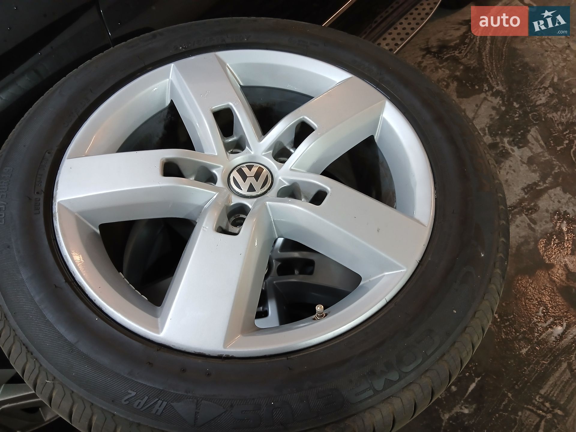 Volkswagen Touareg 2012 VIN WVGZZZ7PZCD002040 фото оголошення 25 з 32