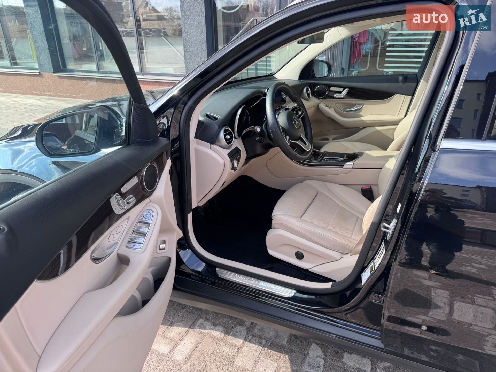 Mercedes-Benz GLC-Class 2020 VIN W1N0G8EBXMF900193 фото оголошення 13 з 20