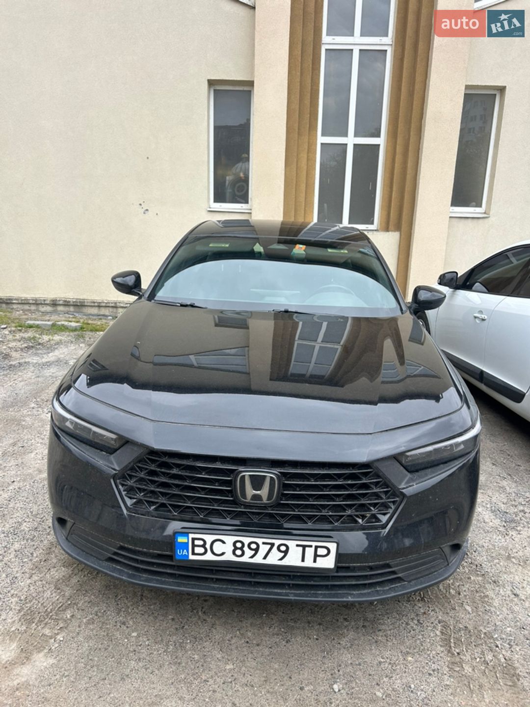Honda Accord 2023 VIN 1HGCY2F50RA004353 фото оголошення 2 з 17