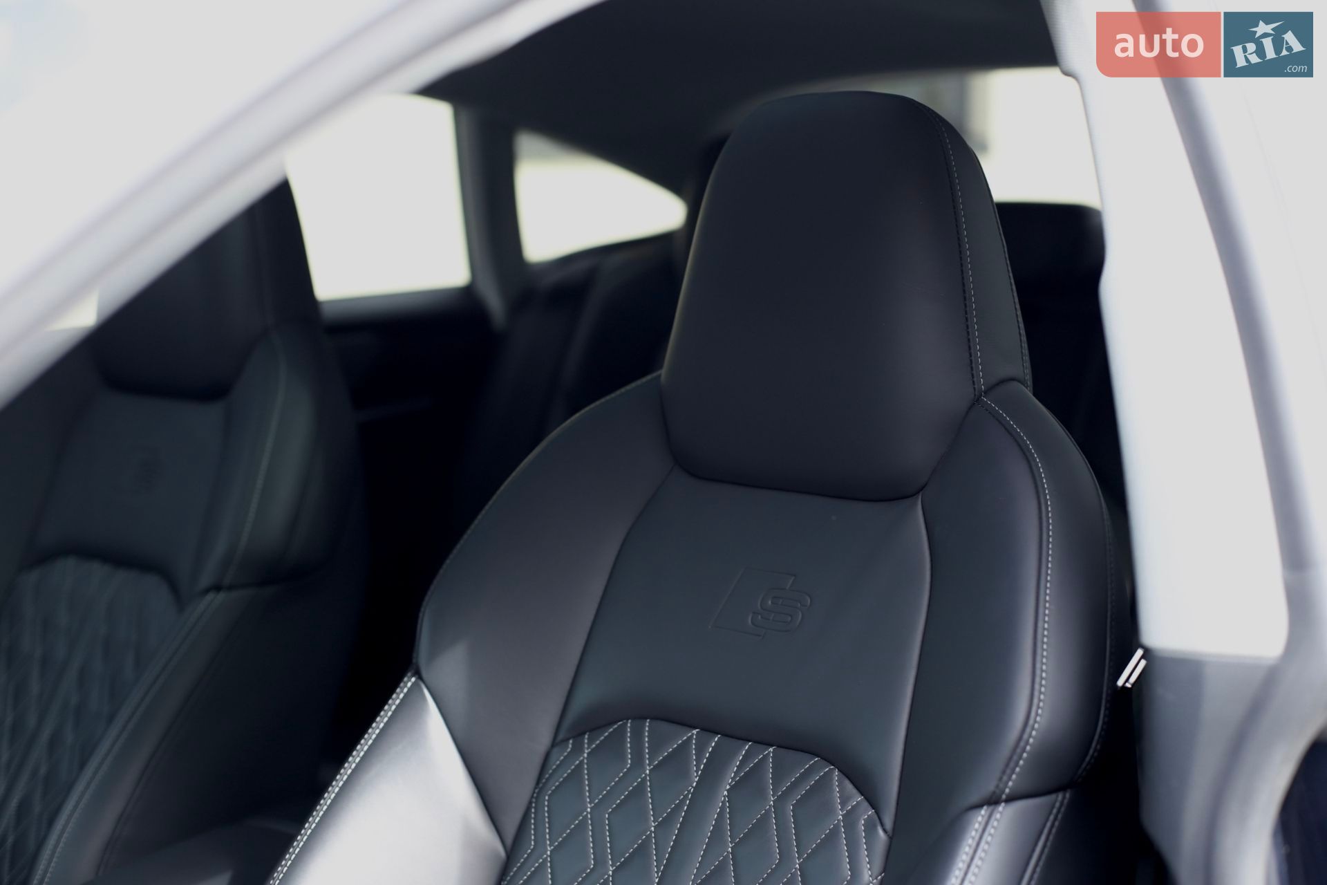 Audi S7 Sportback 2022 VIN WAUZZZF20NN038040 фото оголошення 46 з 85