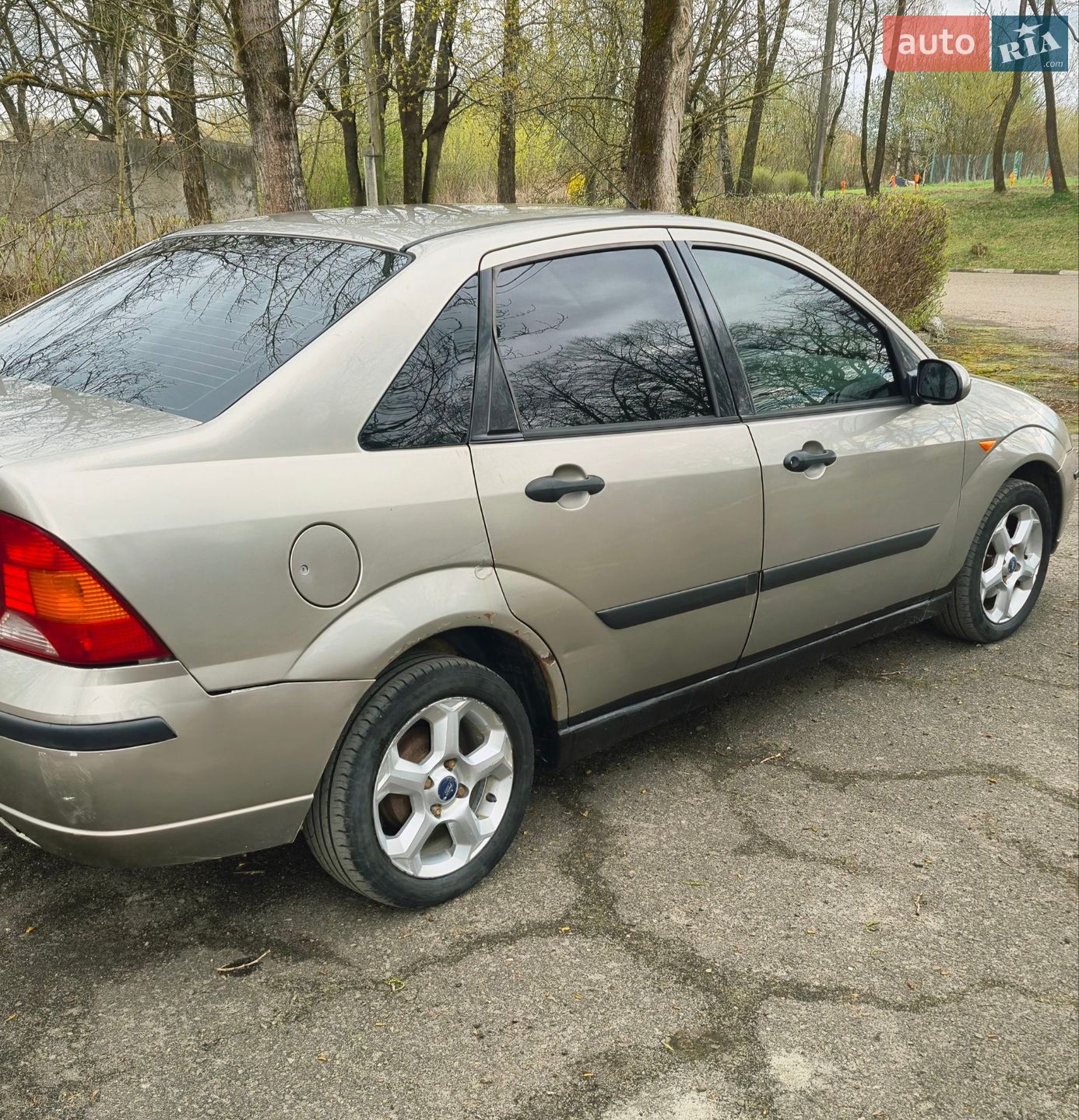 Ford Focus 2003 VIN WF0FXXWPDF3E49140 фото оголошення 3 з 16