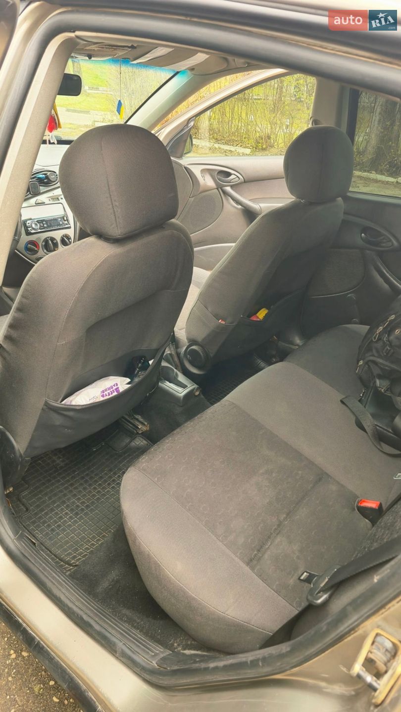 Ford Focus 2003 VIN WF0FXXWPDF3E49140 фото оголошення 8 з 16
