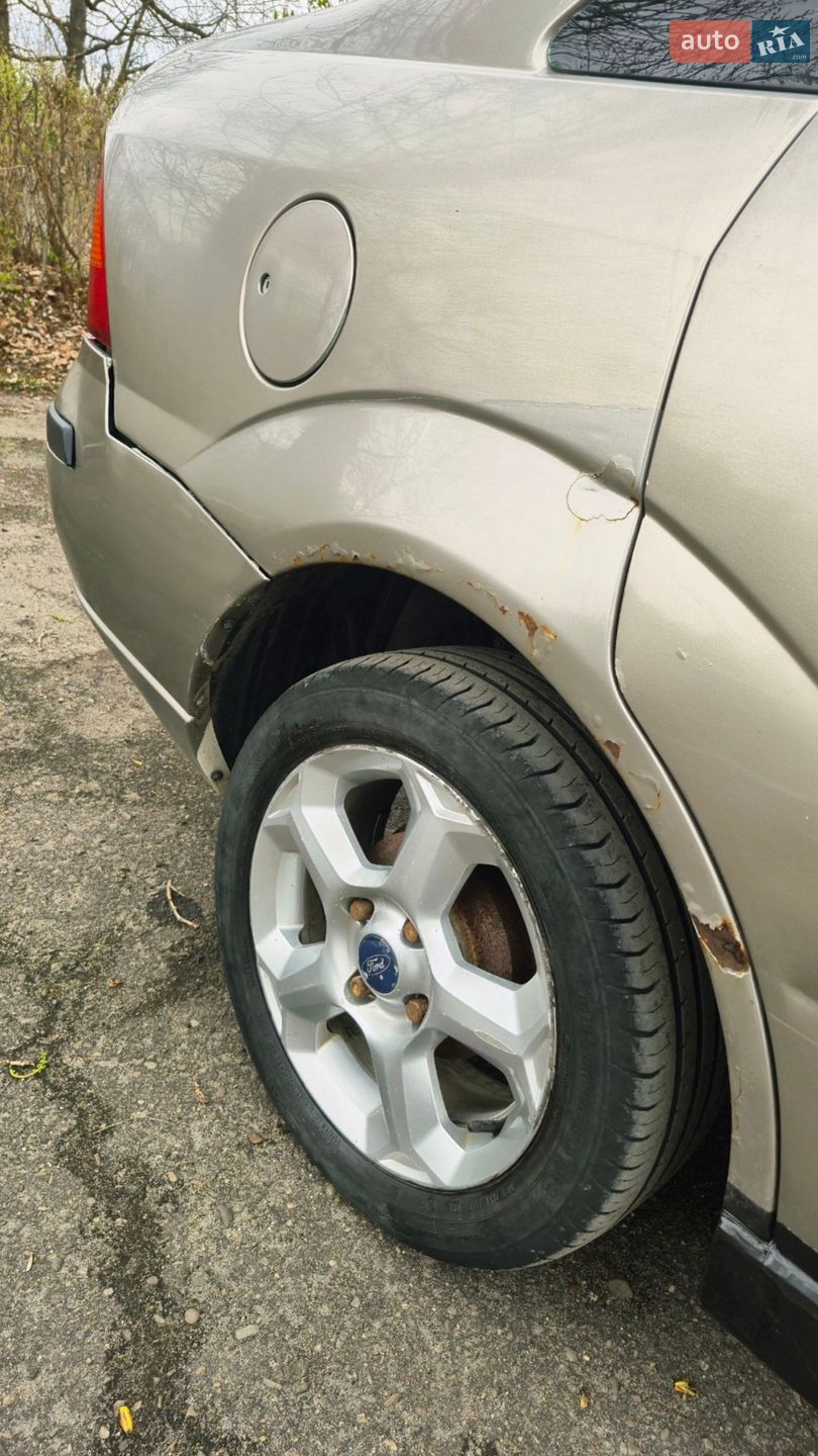 Ford Focus 2003 VIN WF0FXXWPDF3E49140 фото оголошення 7 з 16